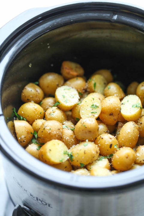10 Delicious Slow Cooker Recipes!