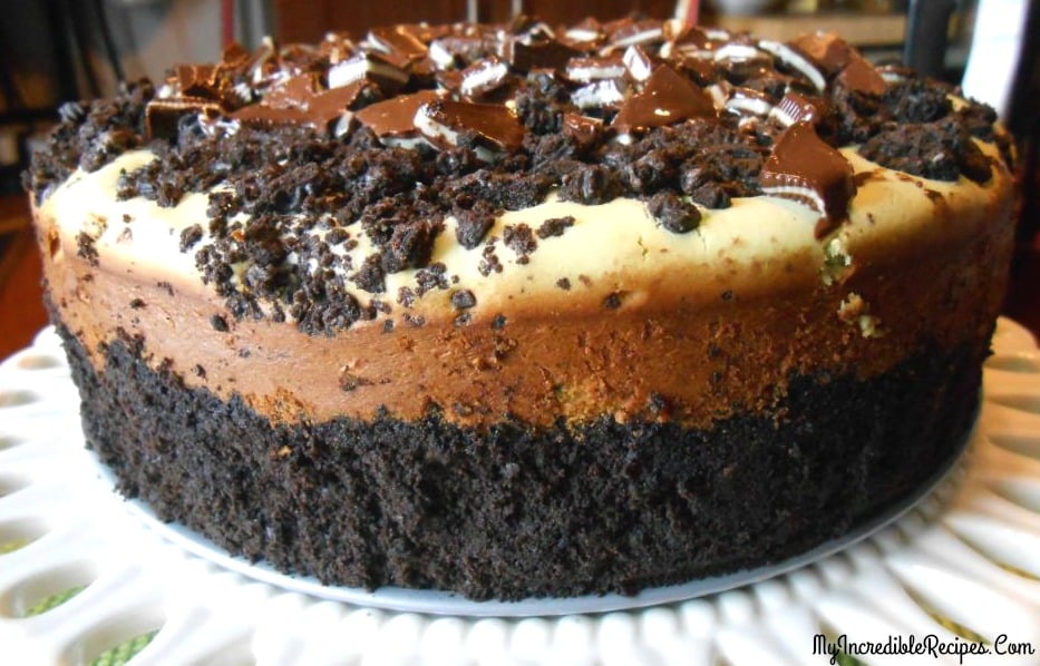 Chocolate-Mint Oreo Cheesecake!