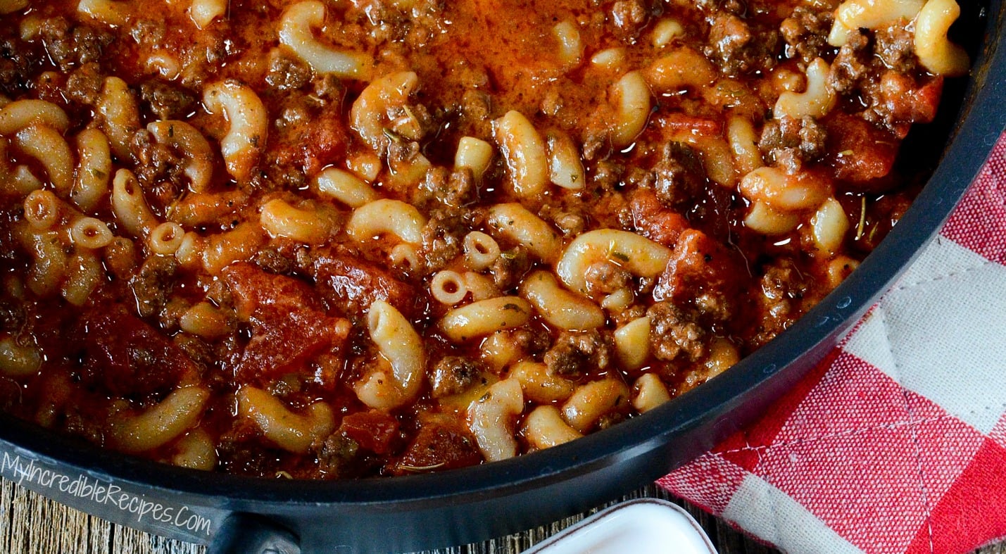 goulash5Old Fashioned Goulash in a pot