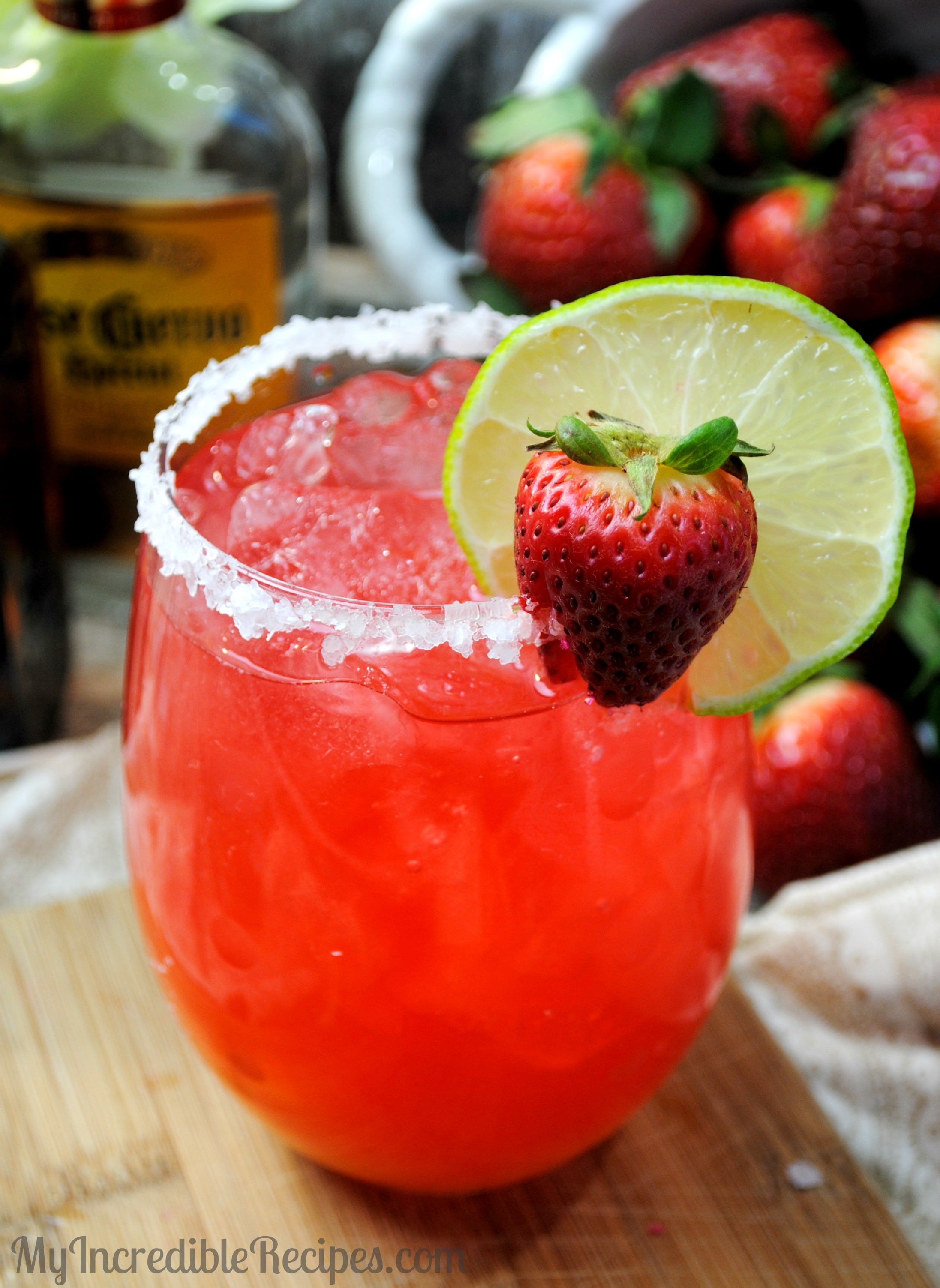Fizzy Strawberry Margarita PUNCH!