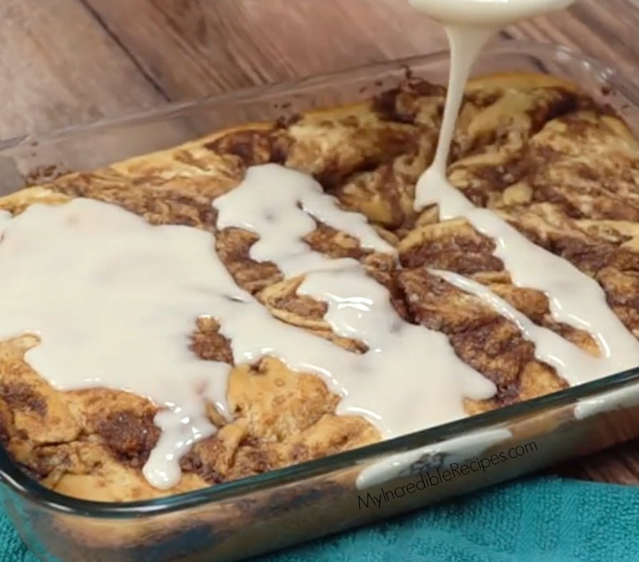 Cinnamon Roll Cake!