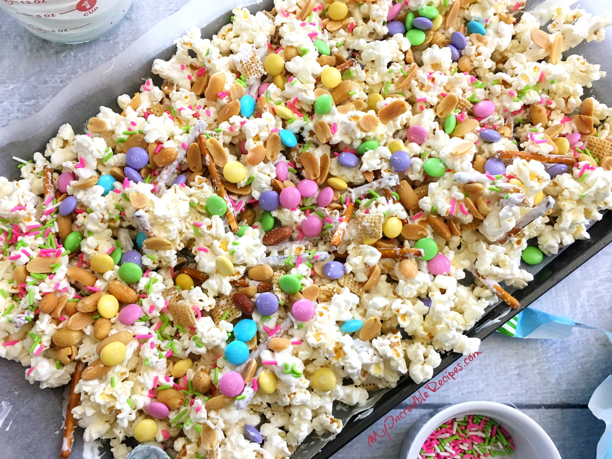 Bunny Bait Easter Munch!
