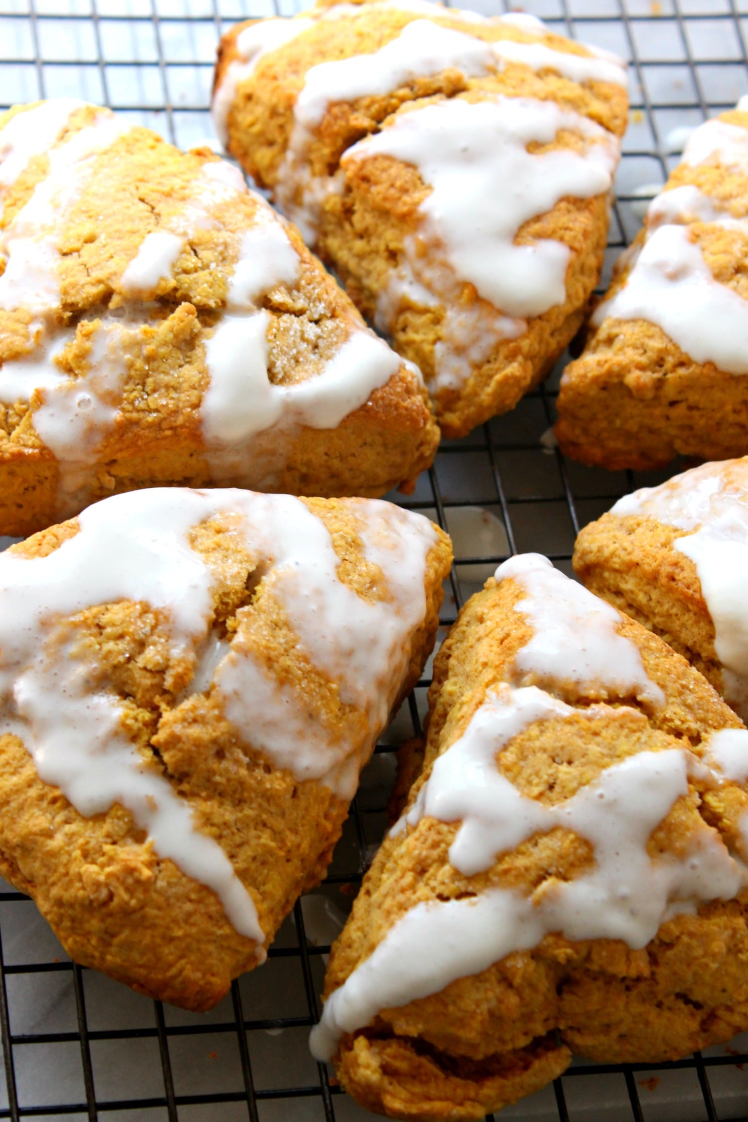Pumpkin Pie Glazed Scones!
