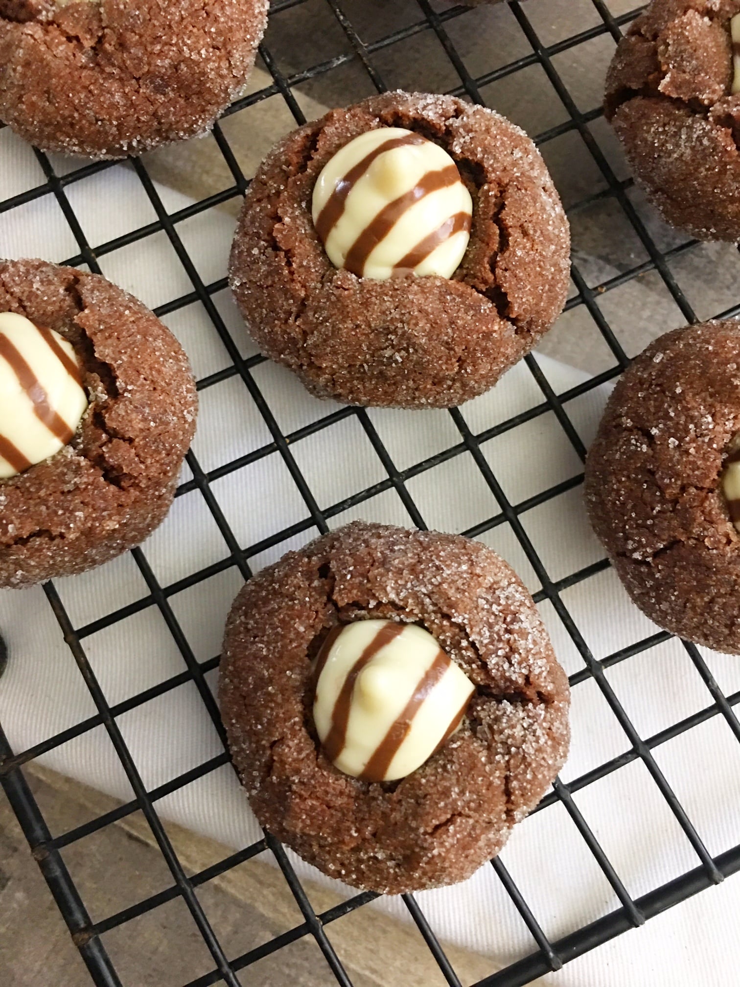 Hershey’s Hugs Blossom Cookies!