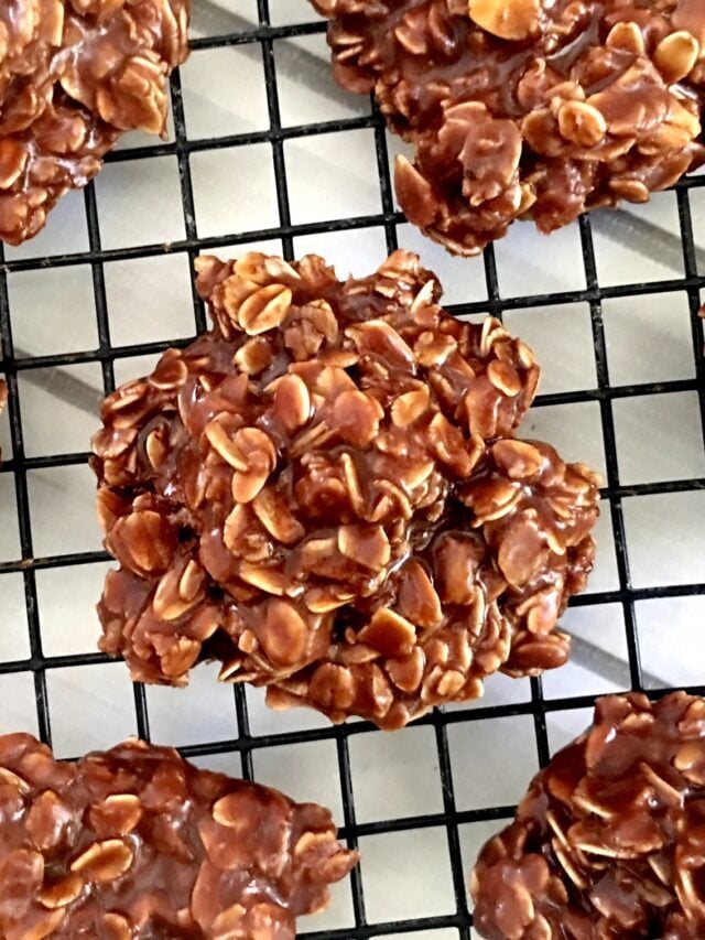 Chocolate Peanut Butter No Bake Cookies!