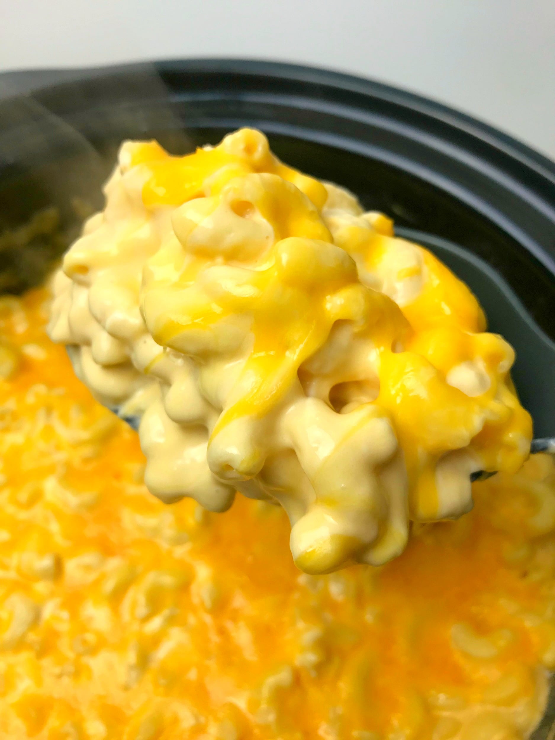 Slow Cooker Macaroni & Cheese!