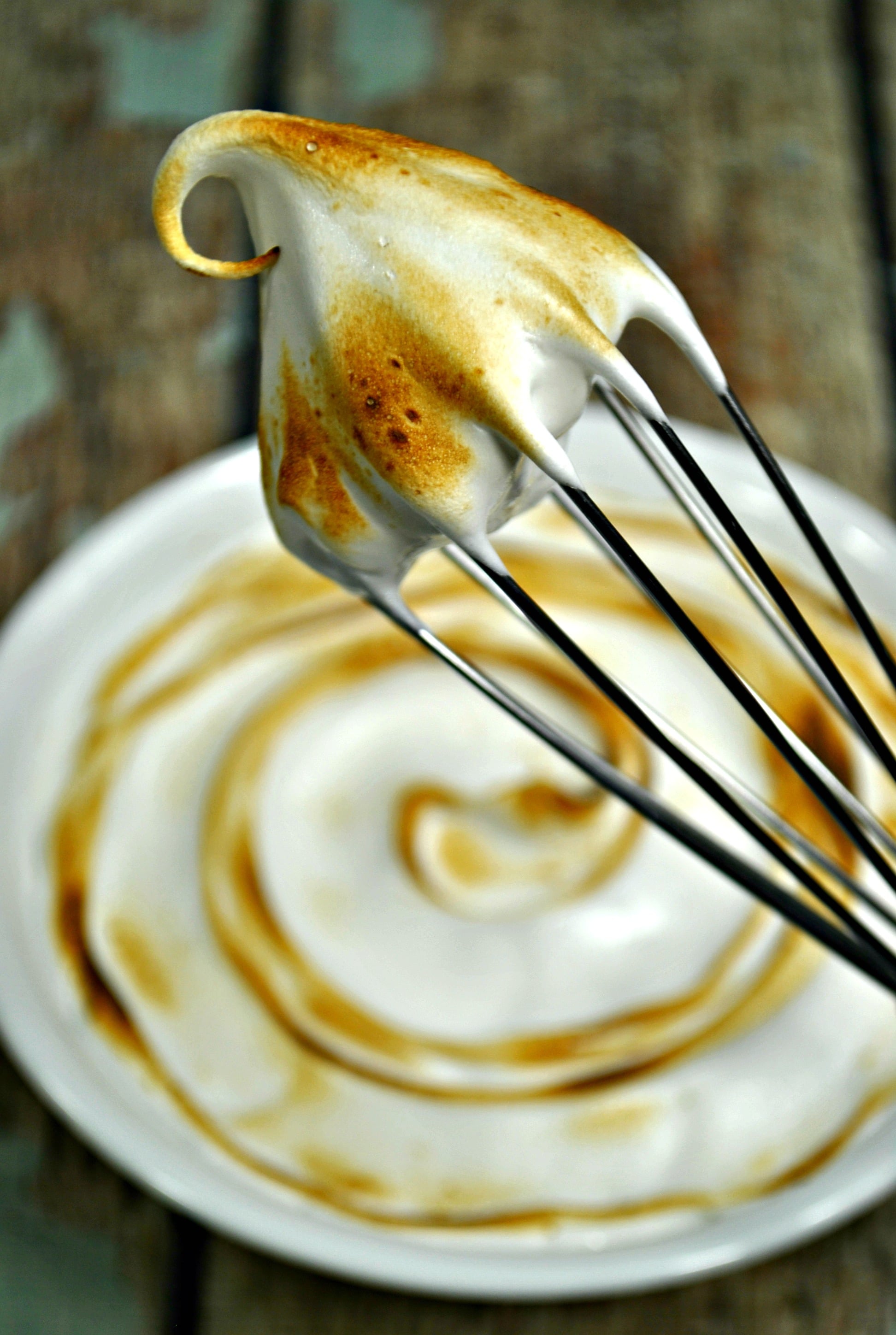 Toasted Marshmallow Frosting! – Only 4 Ingredients!