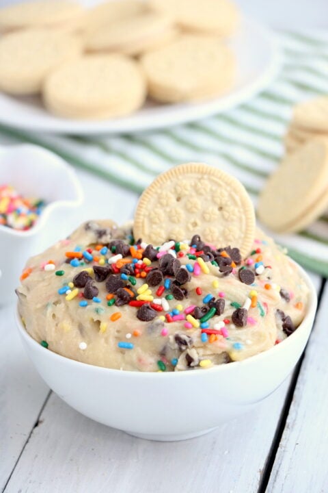 Funfetti Cookie Dough Dip!