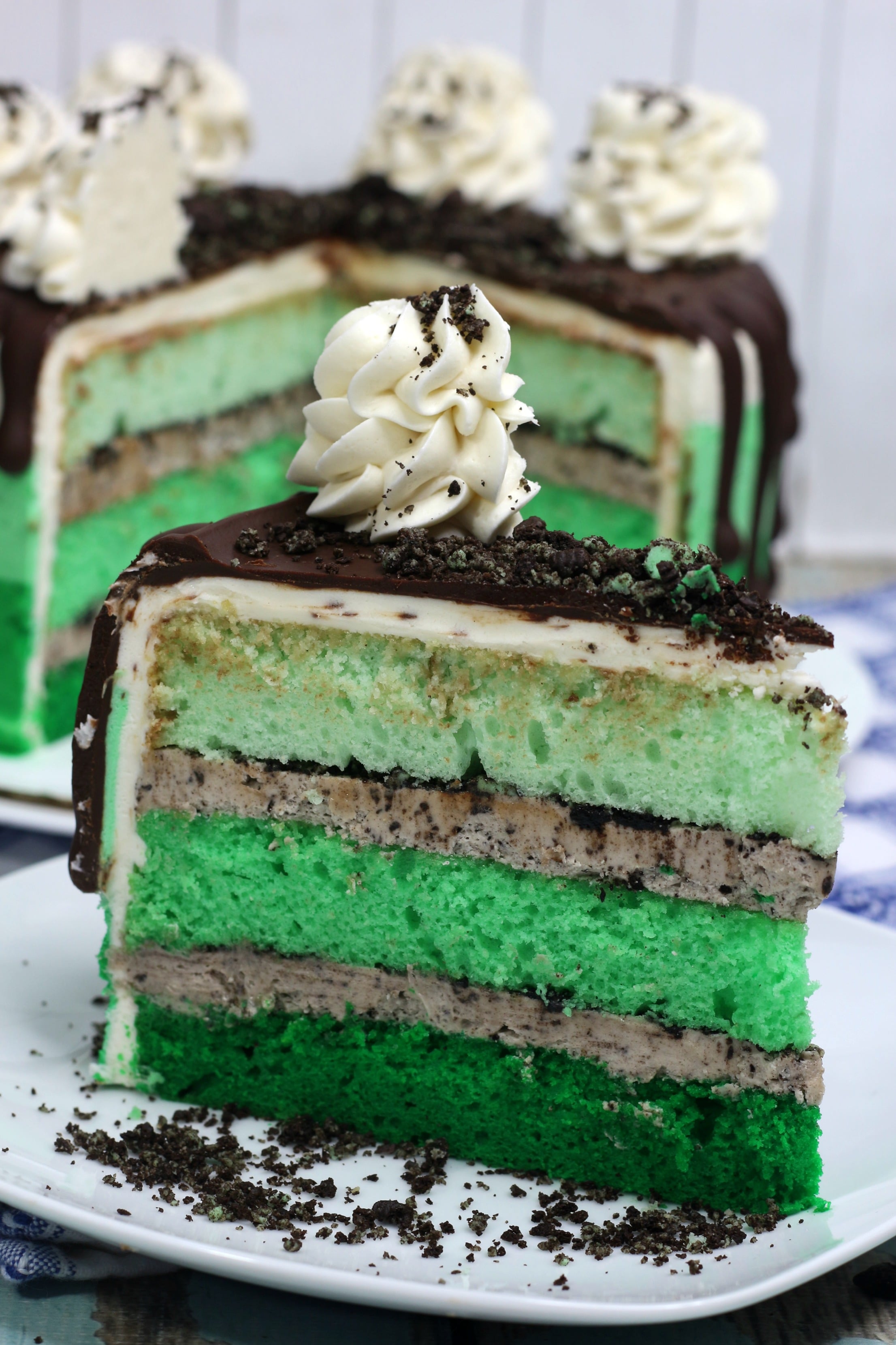 Mint Oreo Cake with Mint Buttercream Frosting