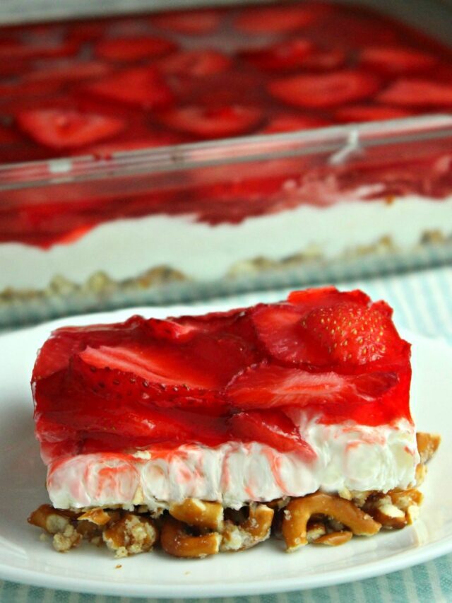 Strawberry Pretzel Salad Story