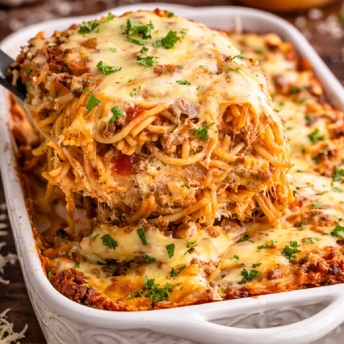 Million Dollar Spaghetti Casserole (Cheesy Baked Spaghetti Recipe)