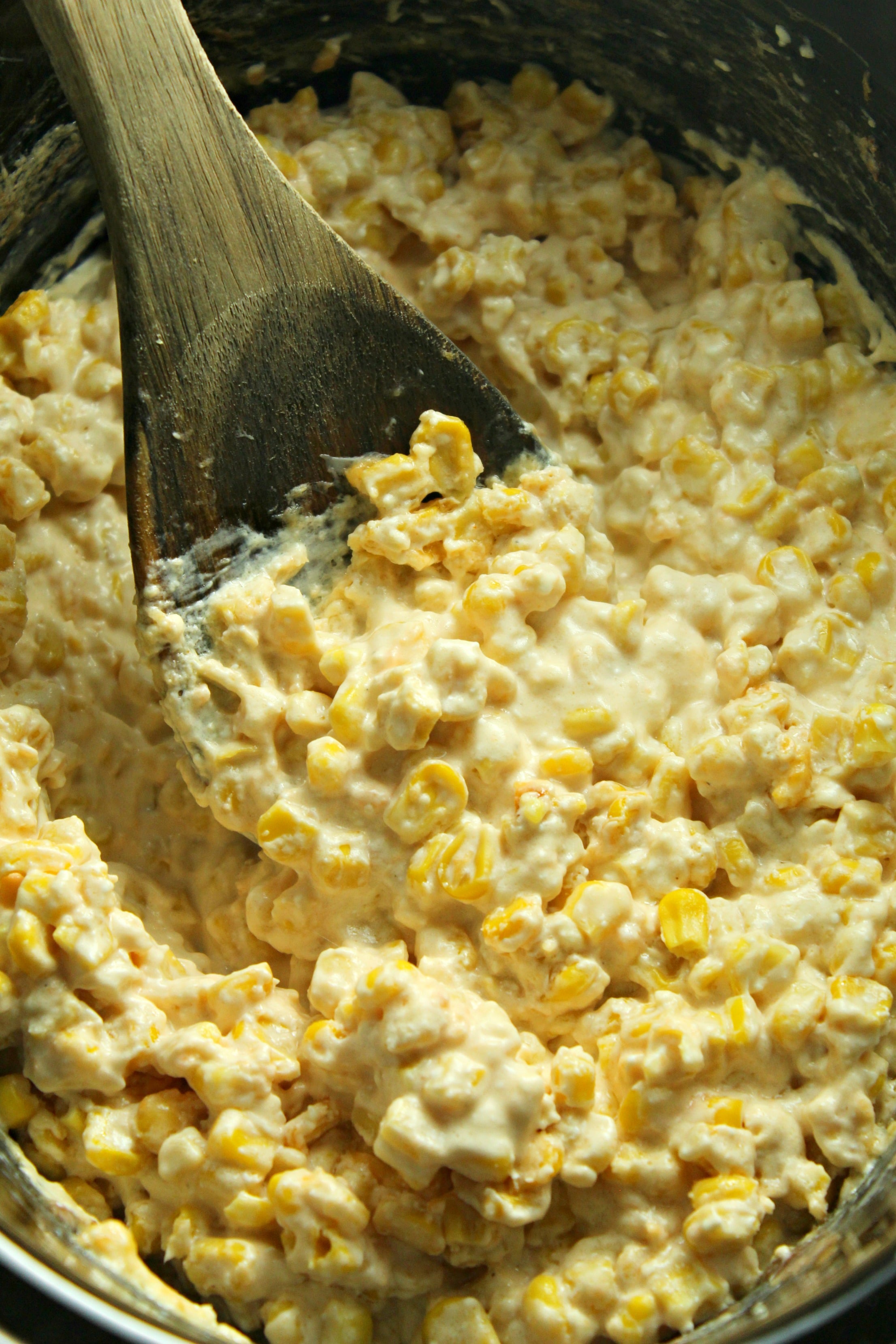 Creamy Slow Cooker Cheesy Corn!