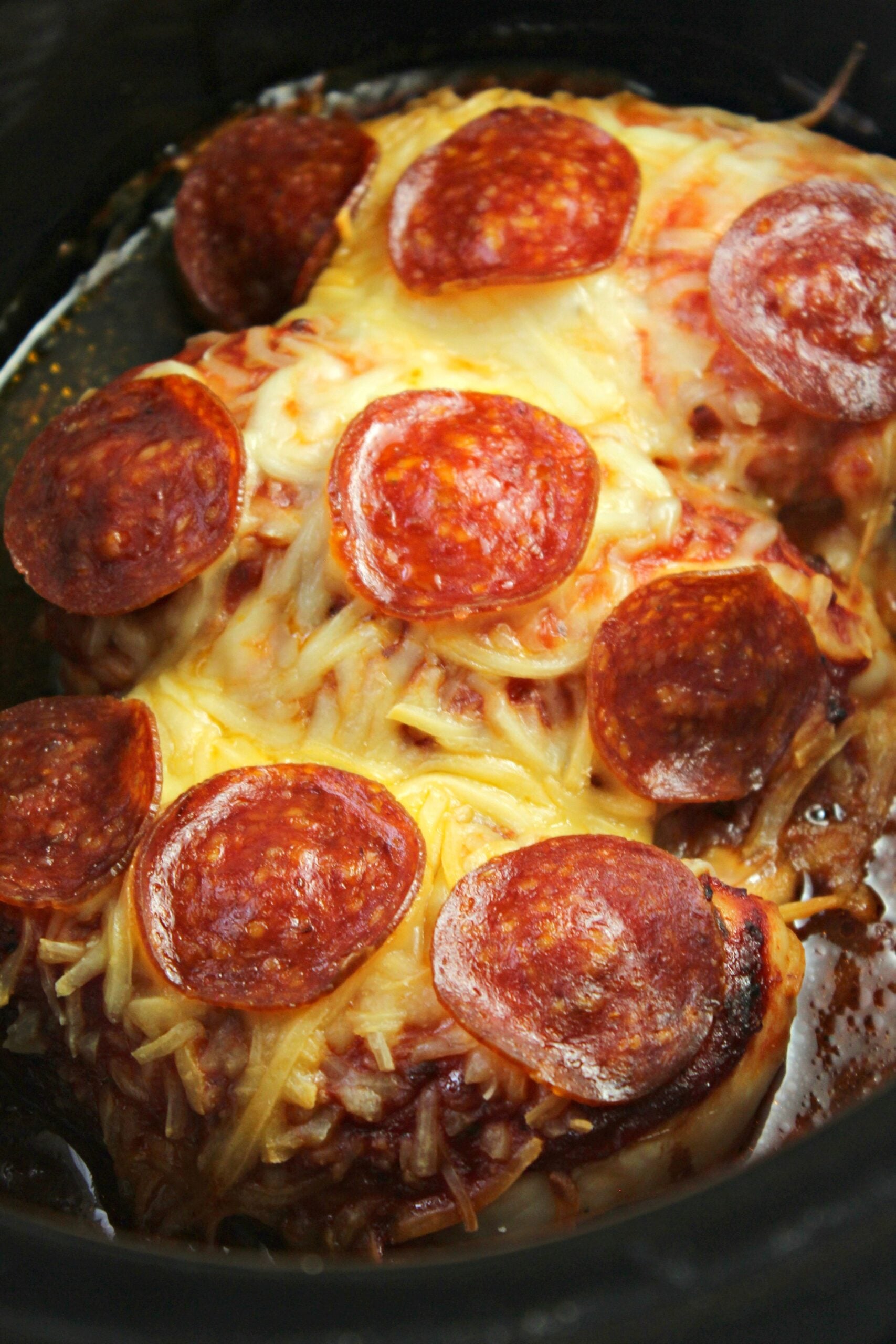 Slow Cooker Pizza Chicken ( Low Carb Keto )