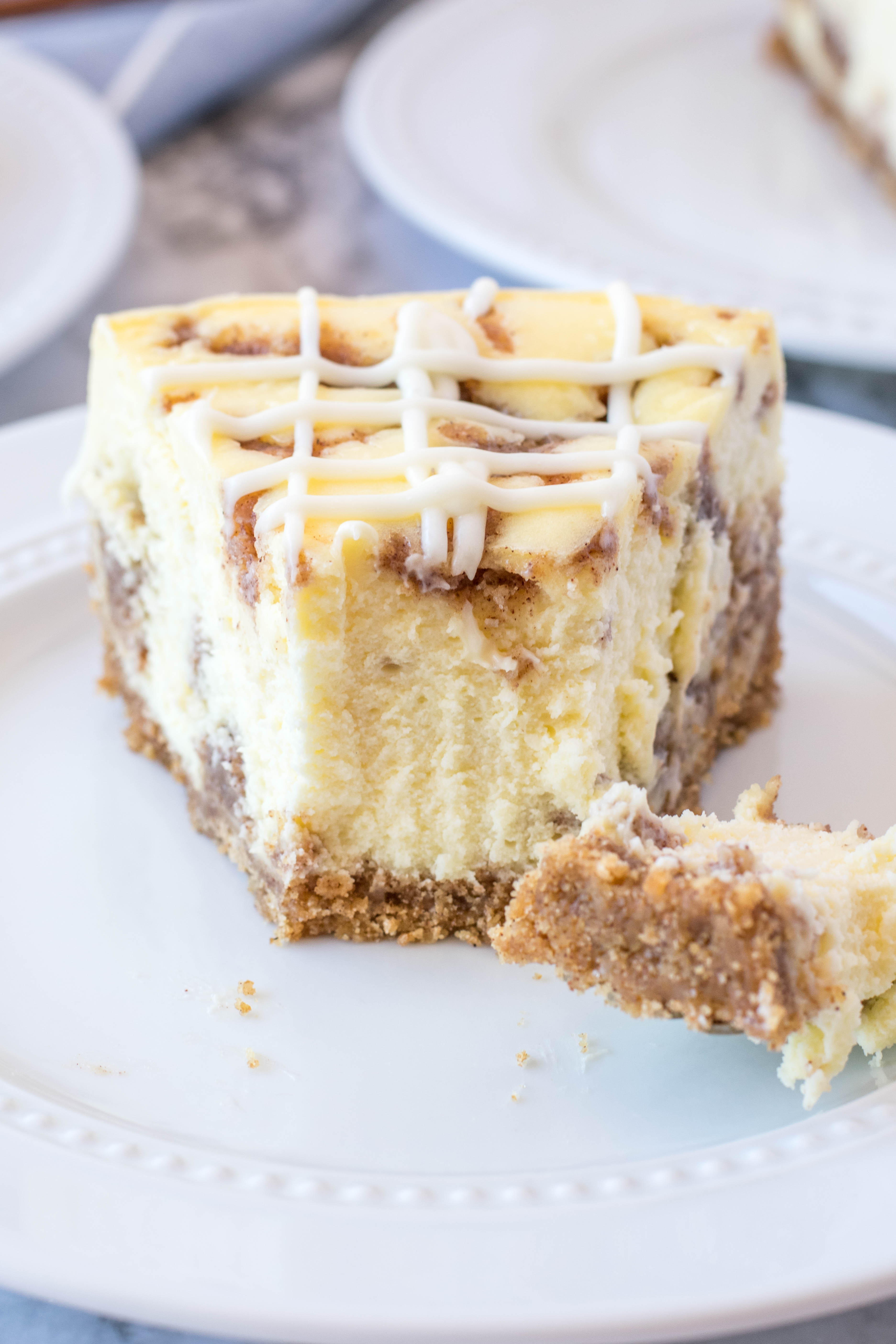 Cinnamon Roll Cheesecake with Cream Cheese Icing