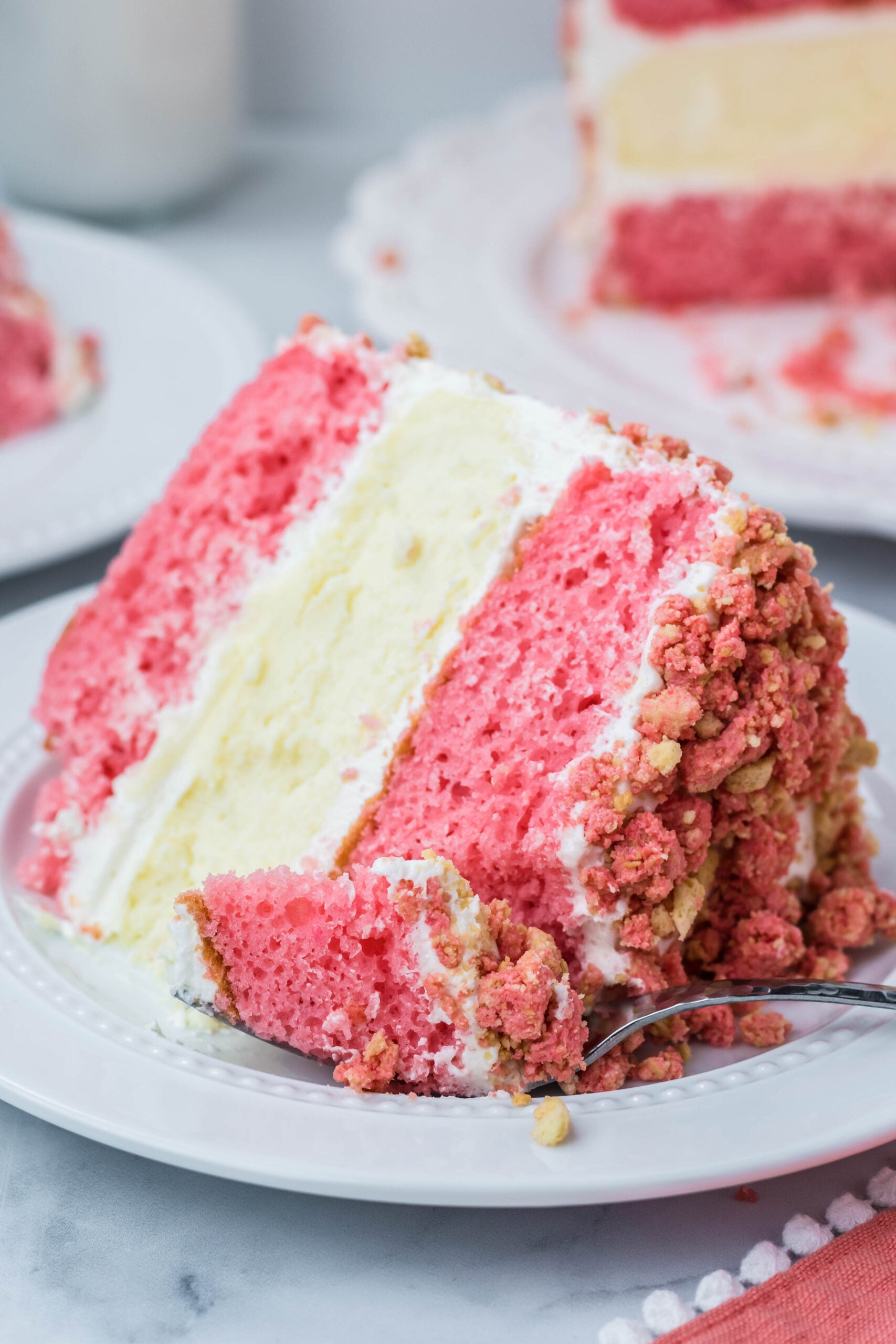 Strawberry Shortcake Cheesecake Cake!