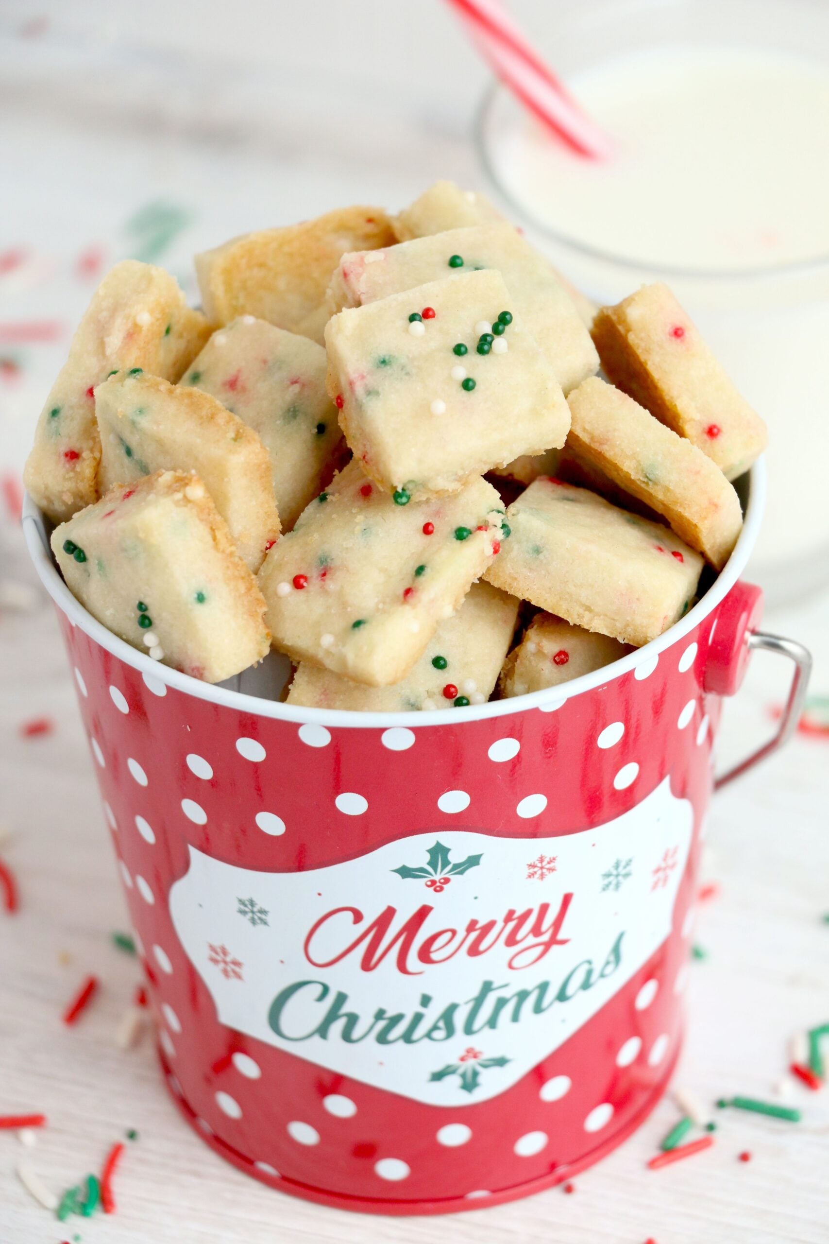 Christmas Shortbread Cookie Bites ( Only 4 Ingredients! )
