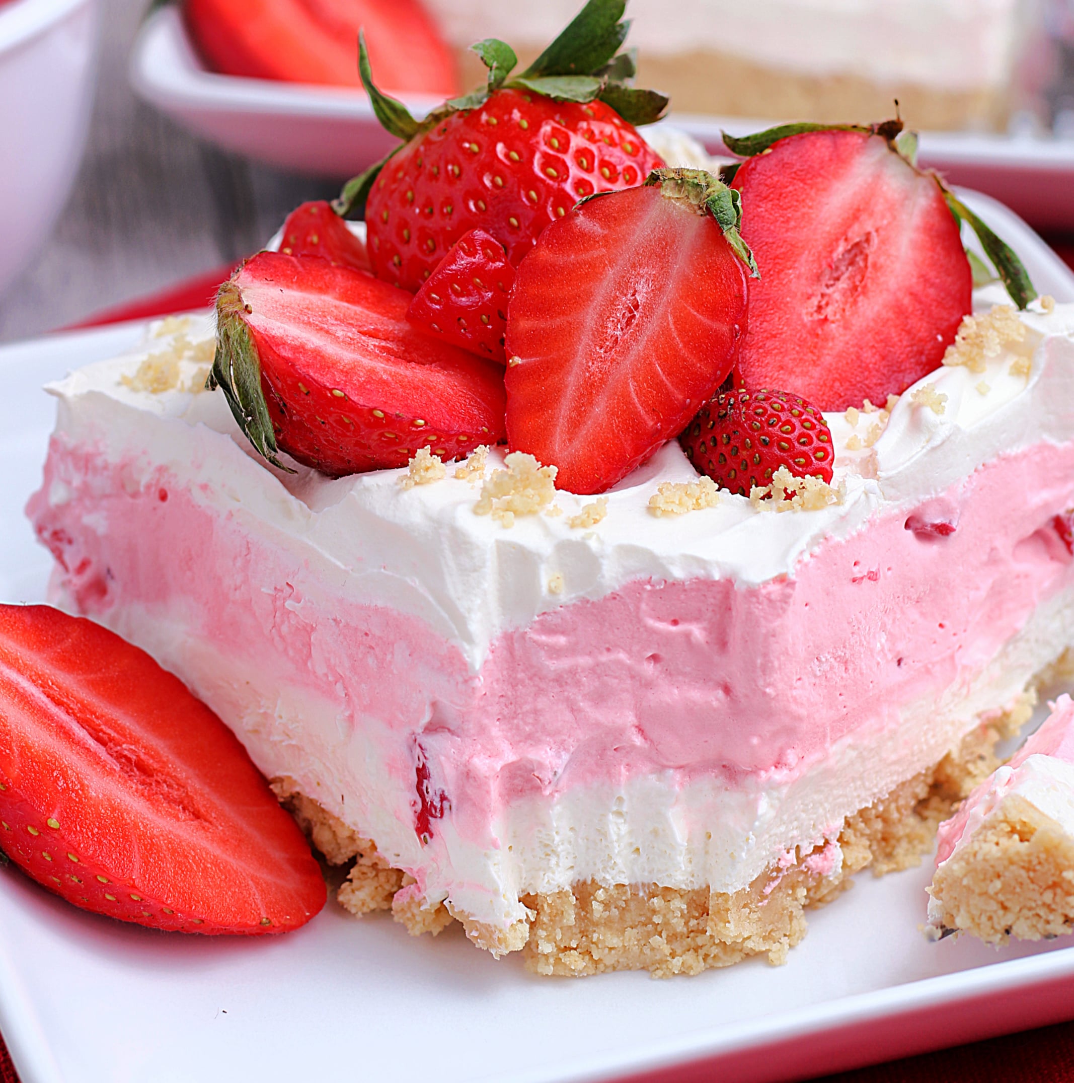 Strawberry Cheesecake Lasagna (No Bake)