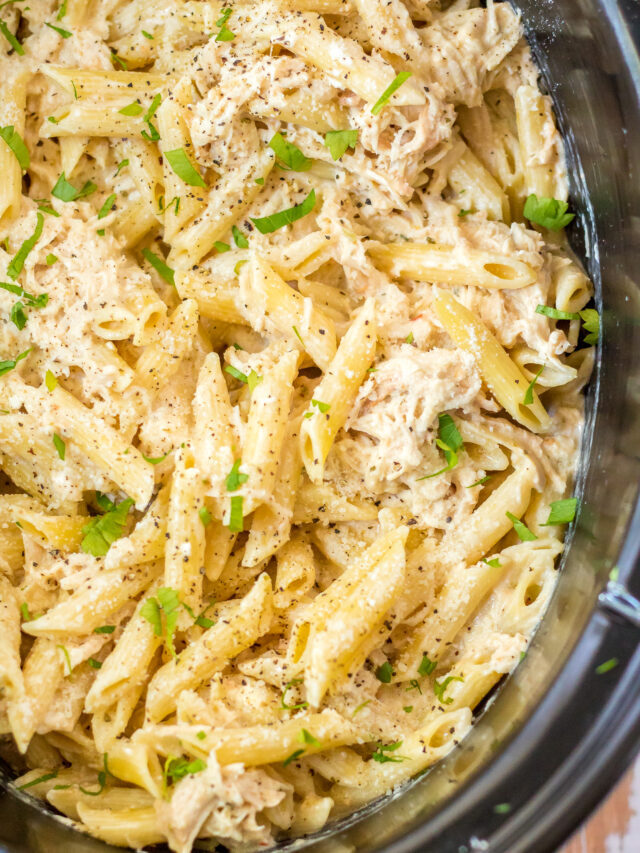 Slow Cooker Olive Garden Chicken Pasta Story