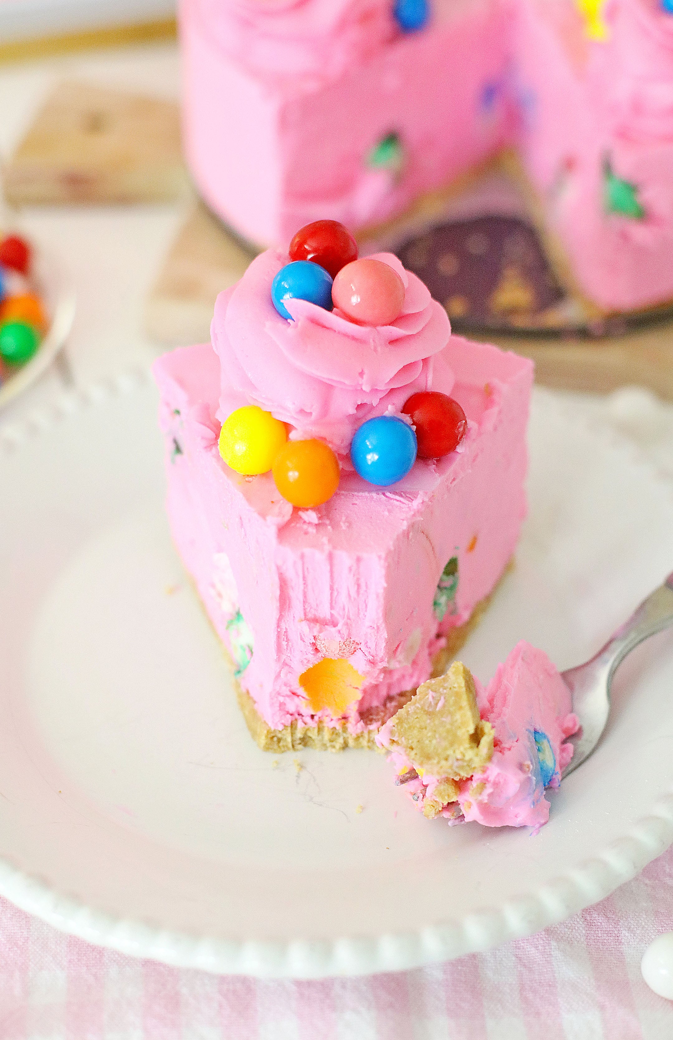 Bubblegum Cheesecake ( No Bake )