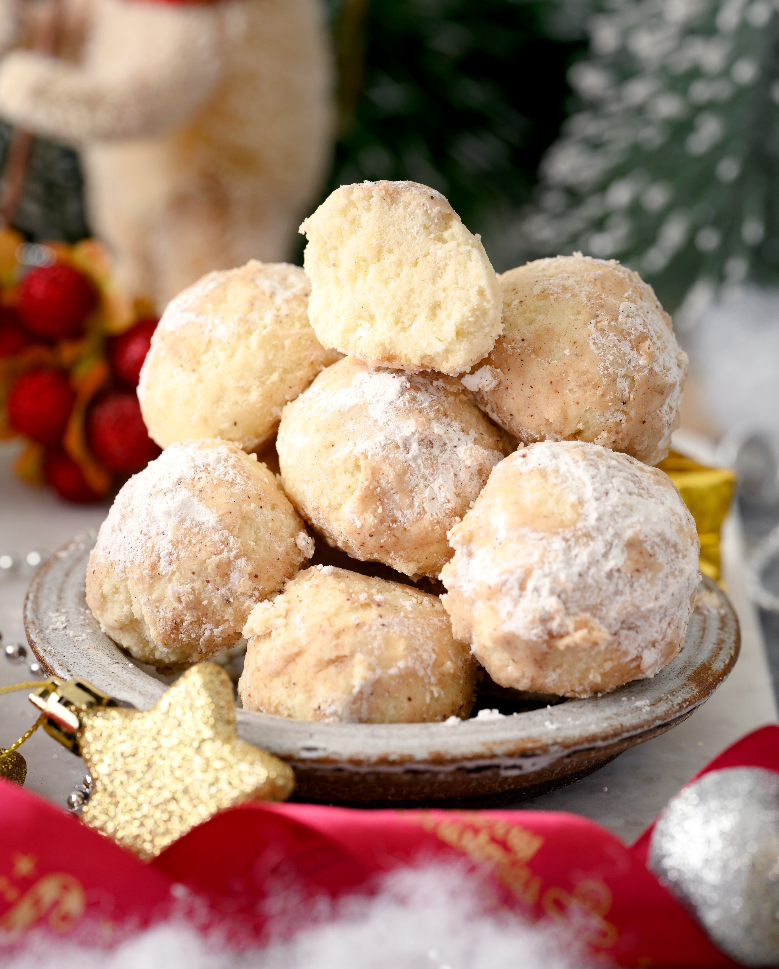 Cinnamon Mexican Wedding Cookies