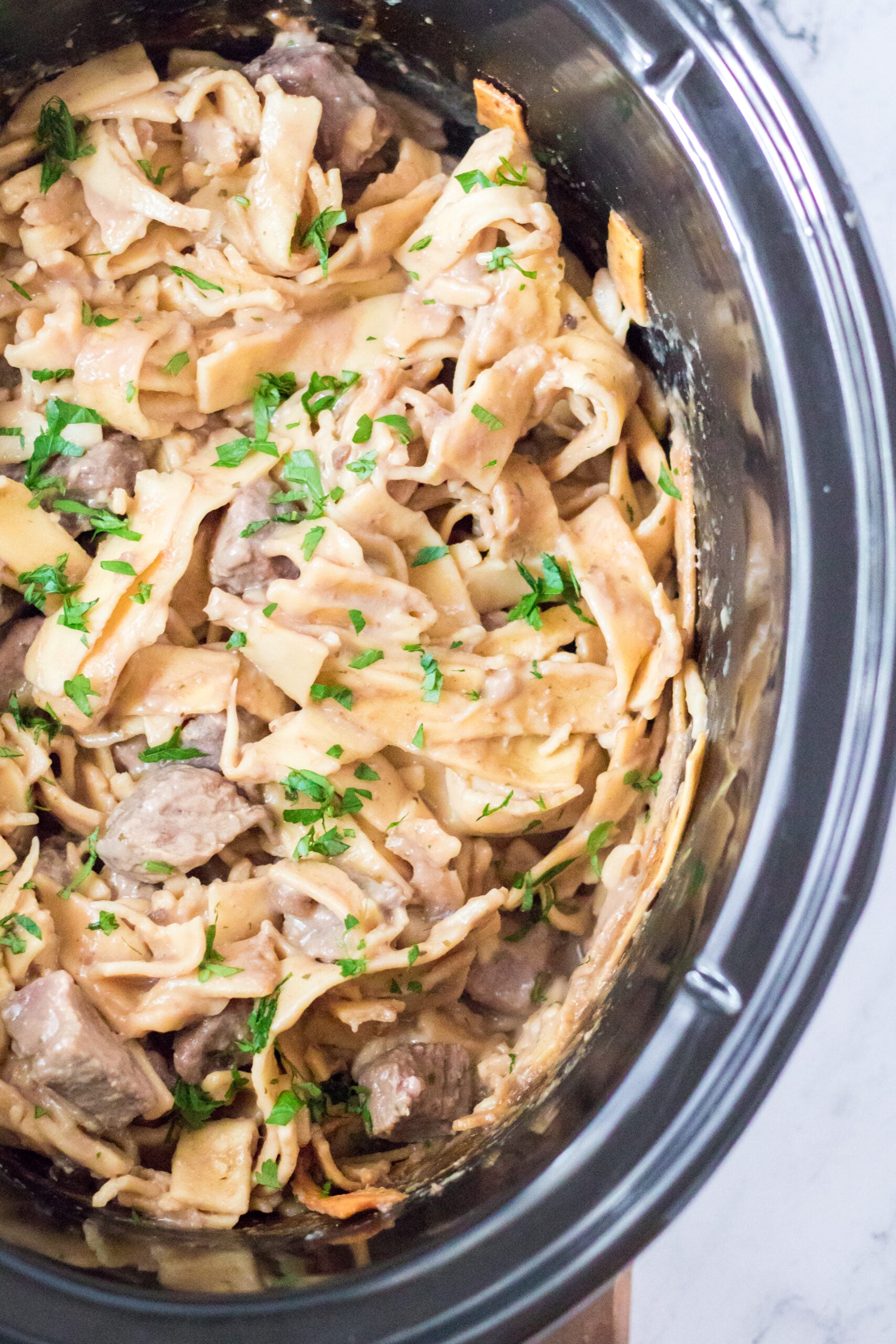 Crock Pot Beef & Noodles (5 Ingredients)