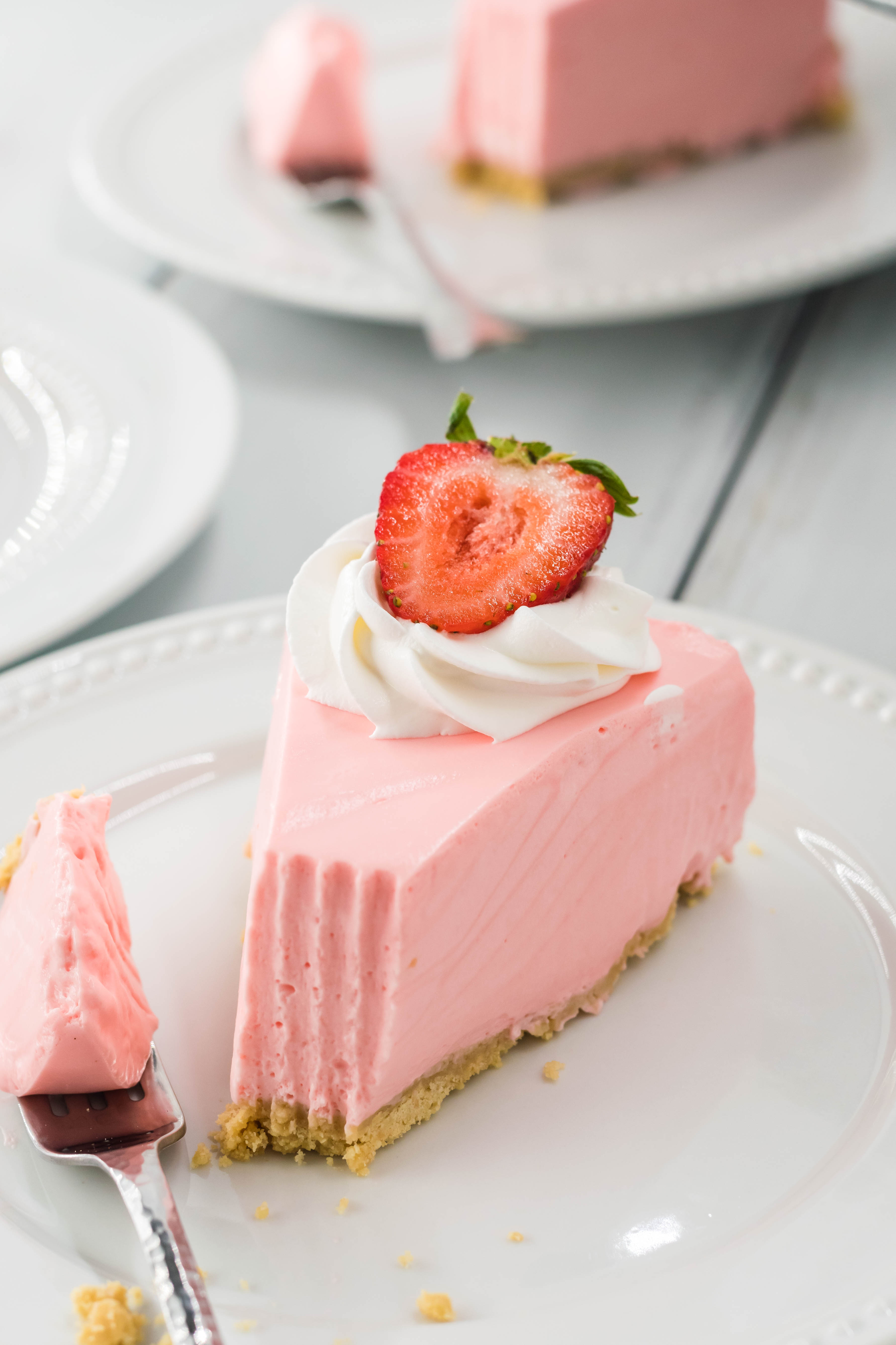 No Bake Strawberry Cheesecake