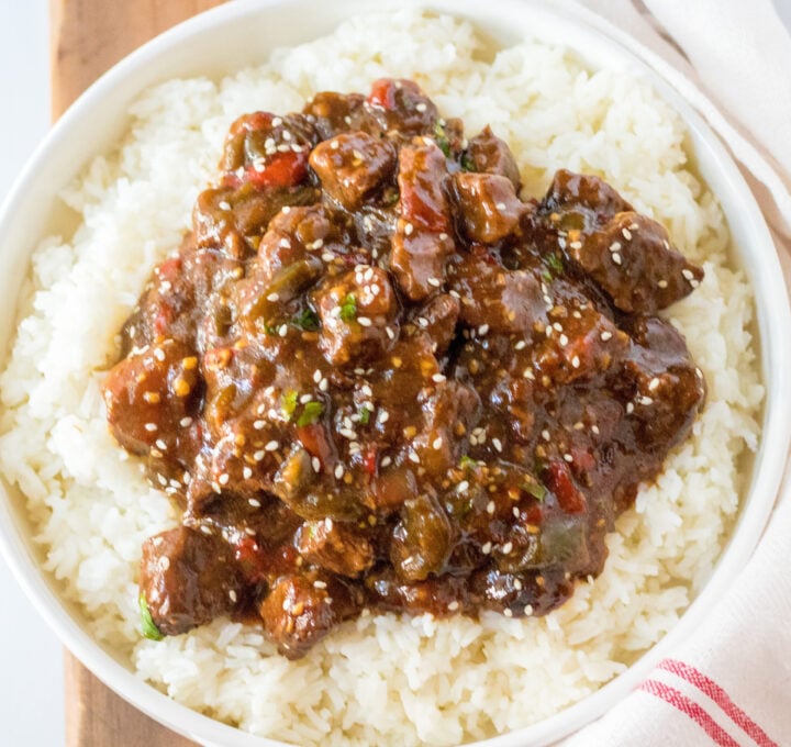 Slow Cooker Pepper Steak and Onions