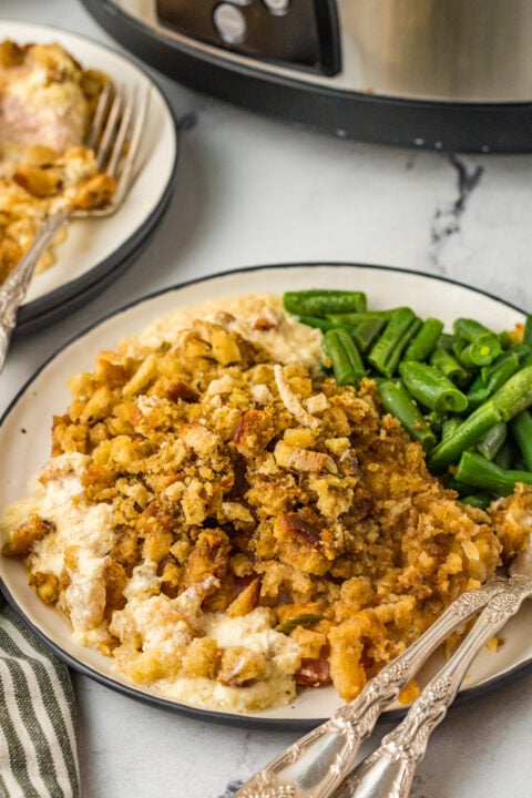 Slow Cooker Chicken Cordon Bleu & Stuffing