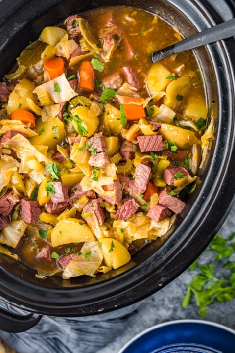 Slow Cooker Corned Beef & Cabbage Soup