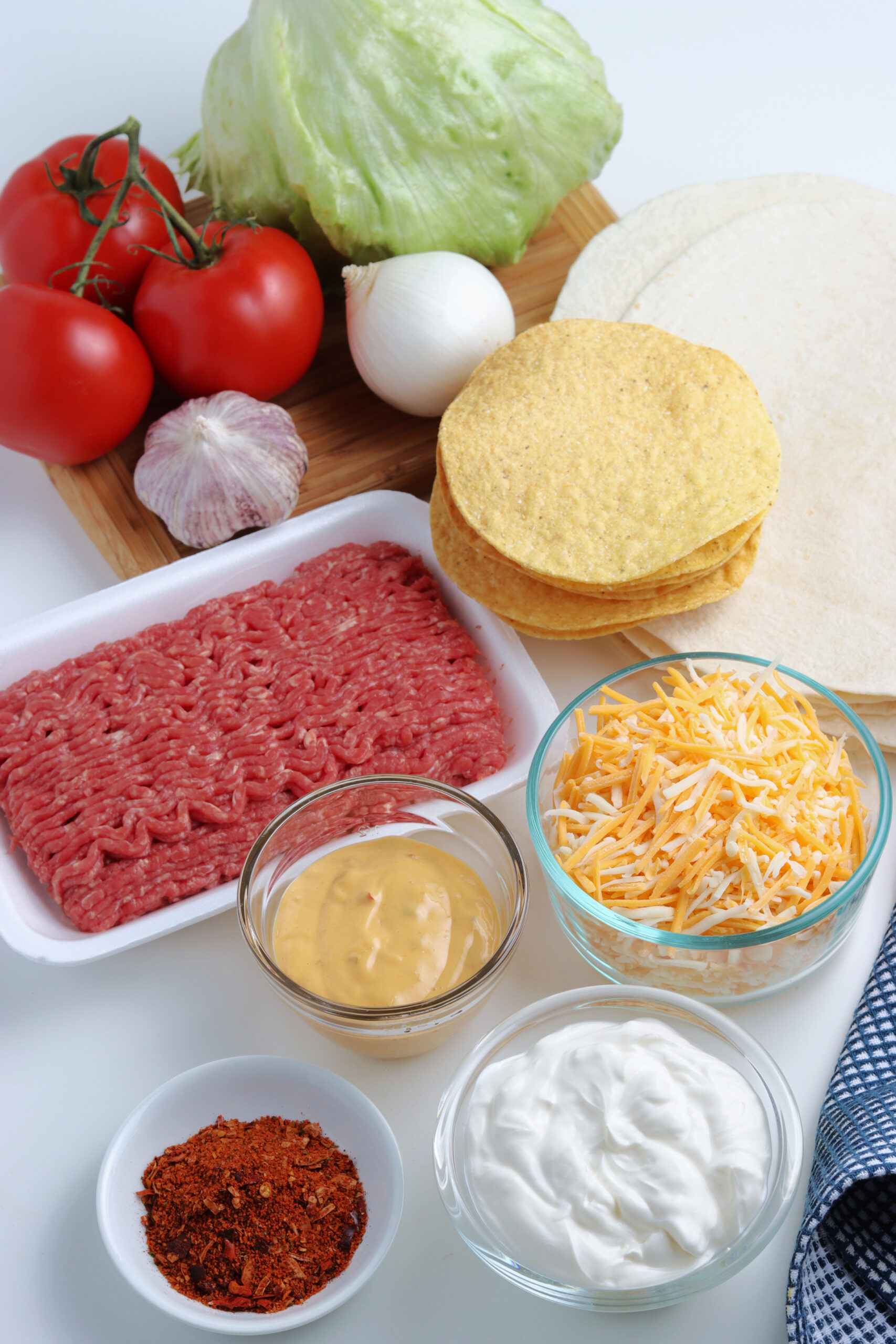 Ingredients needed to prepare crunch wrap Supremes.