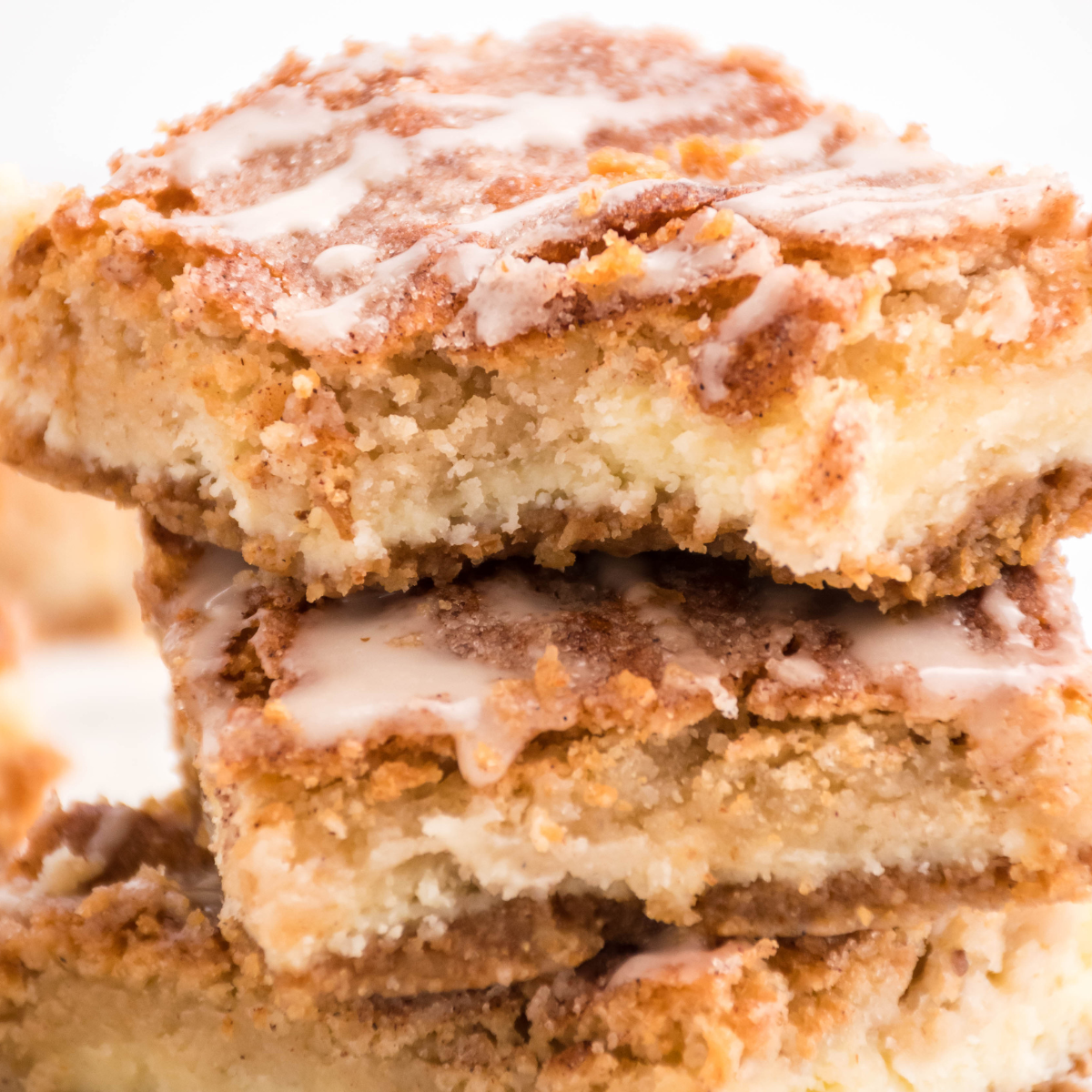 Snickerdoodle Cheesecake Cookie Bars