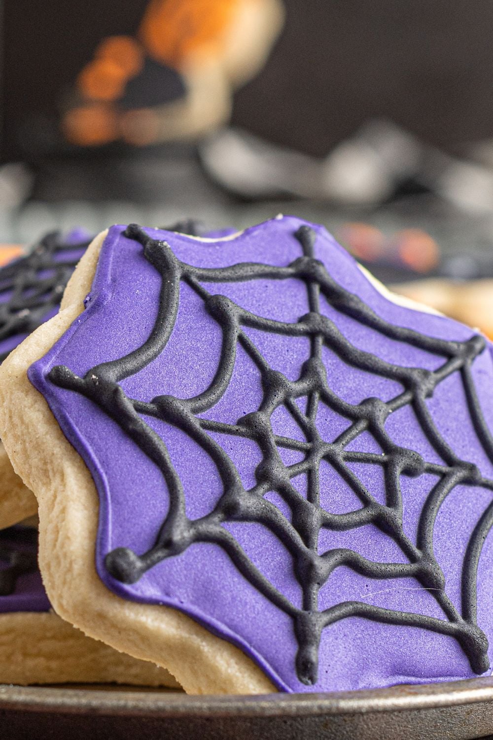 spider sugar cookies on table