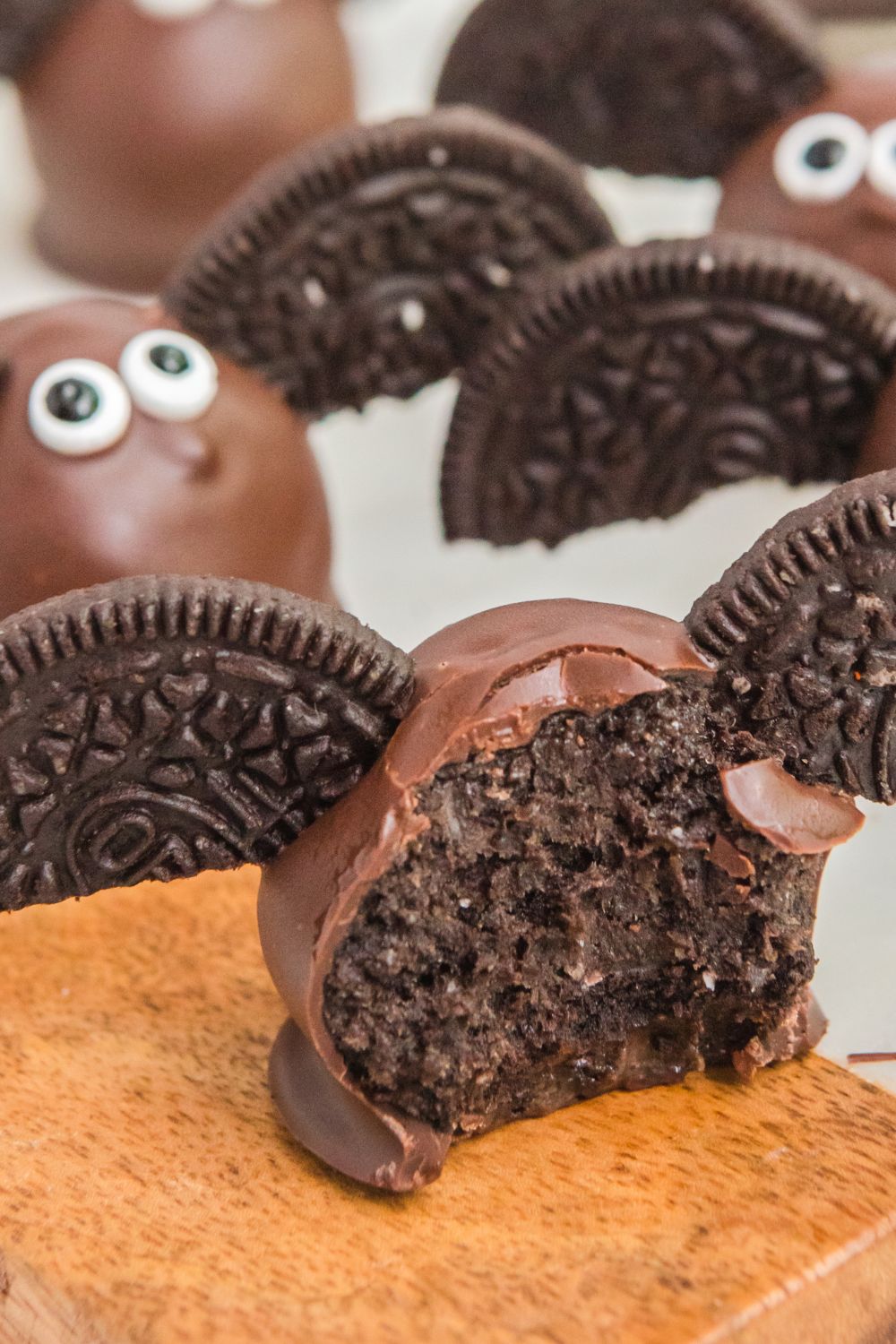 oreo bat cookies