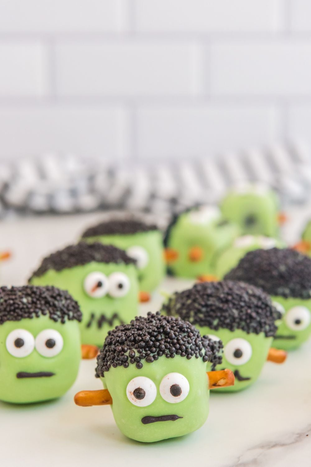 oreo truffles halloween on table