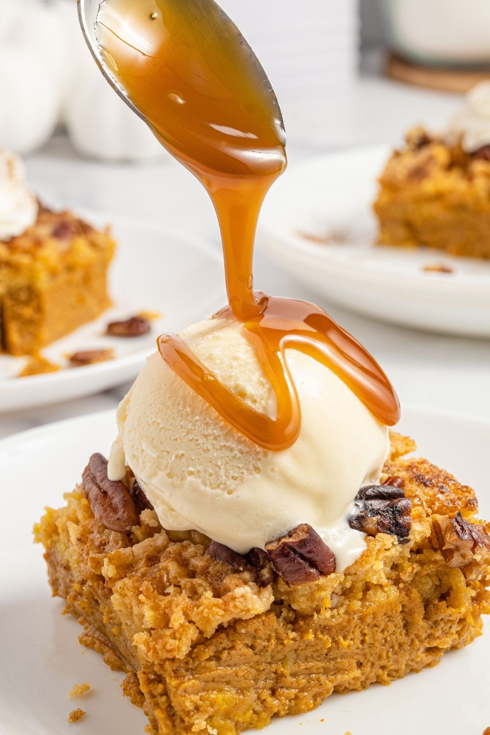 drizzling caramel on top of dump cake