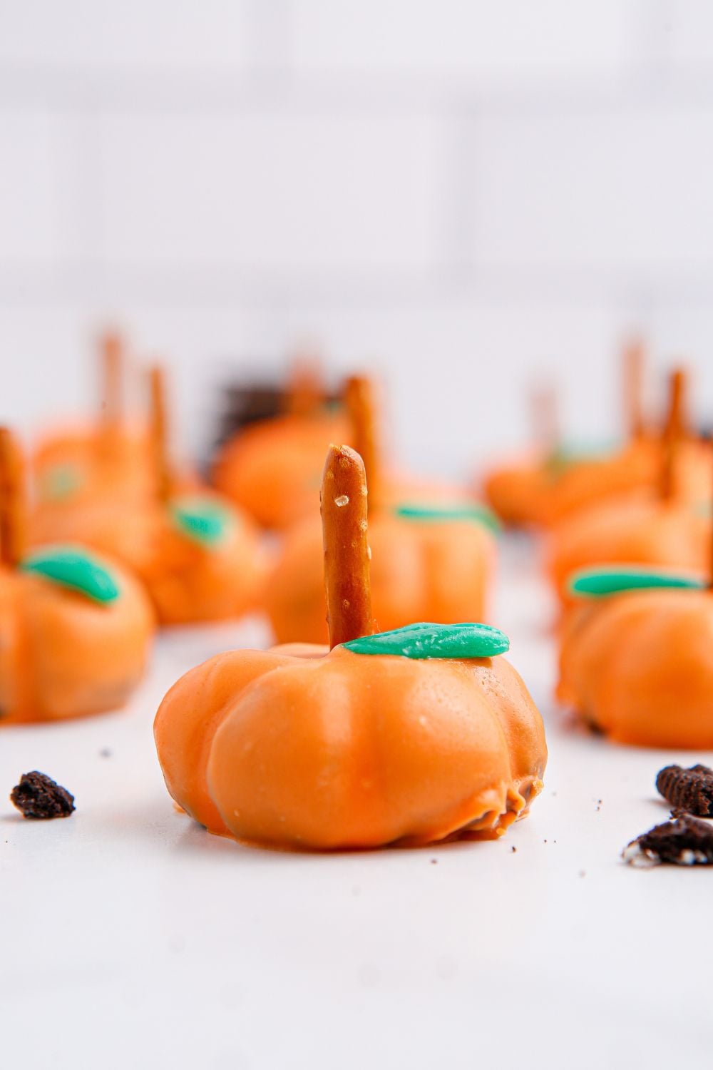pumpkin oreos on table