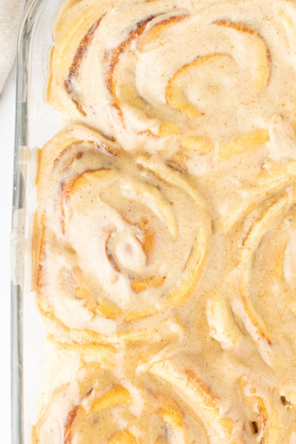 pumpkin spice rolls in pan