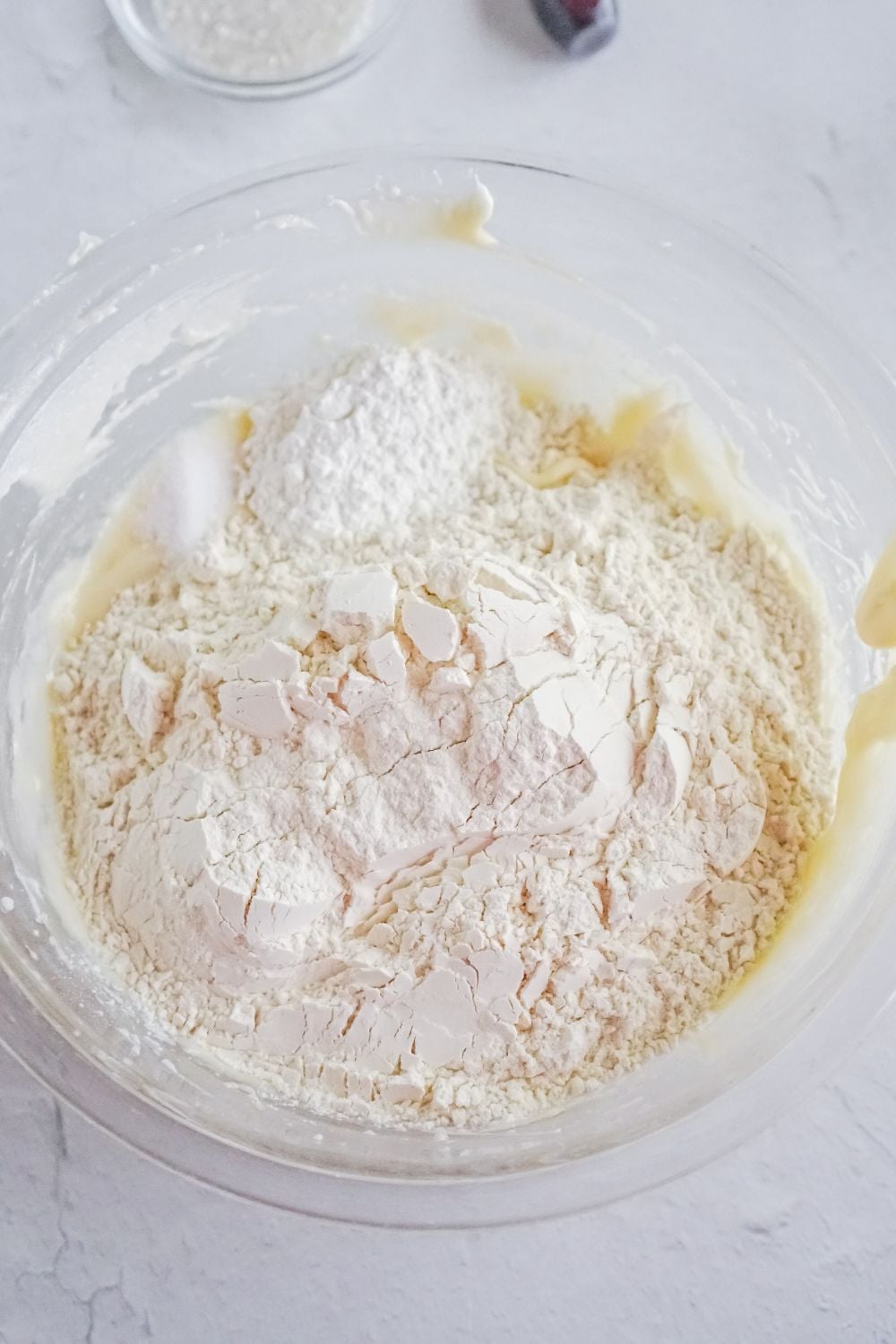 flour and sugar mixture in a glass bowl