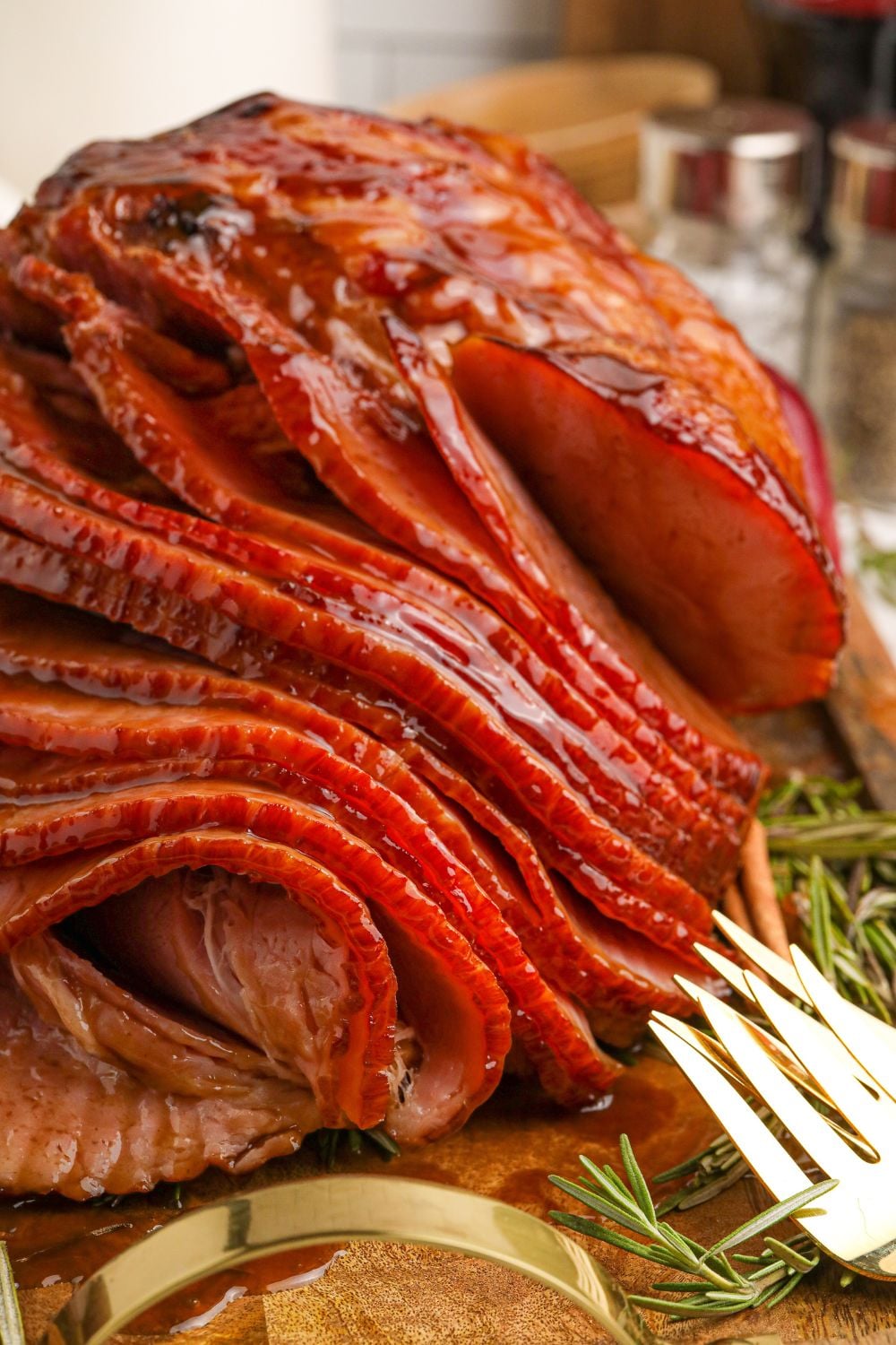 close up of spiral baked ham on tray