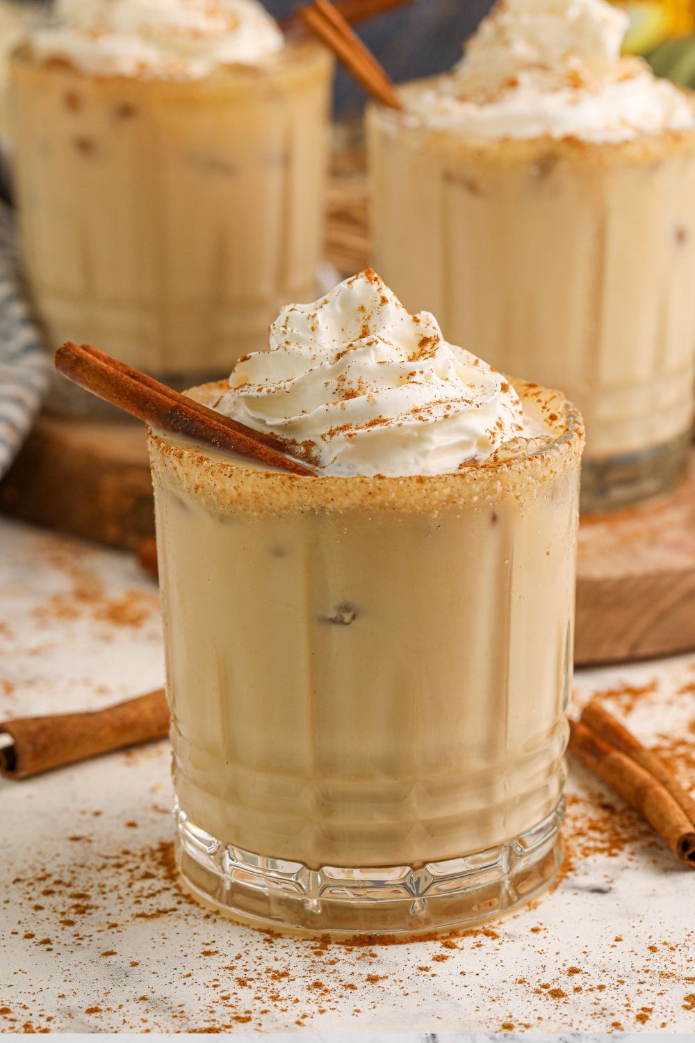 white pumpkin russian cocktails in glasses on table