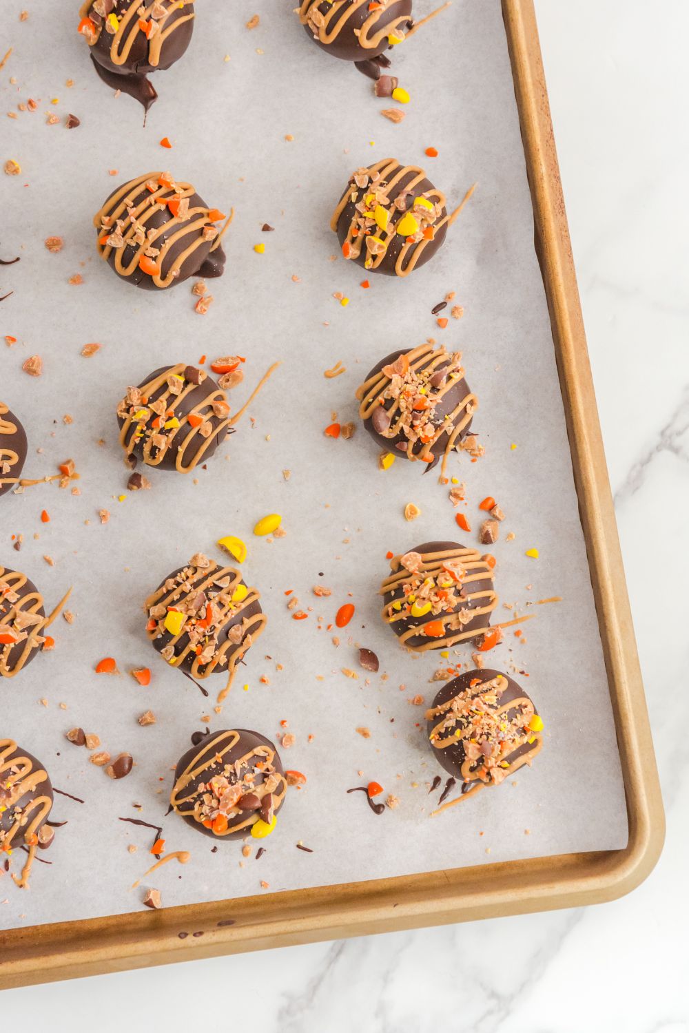 Reese's Oreo Balls on tray