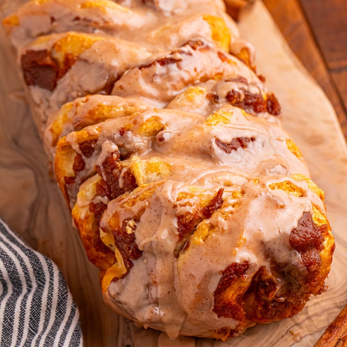 Pumpkin Pie Pull Apart Bread