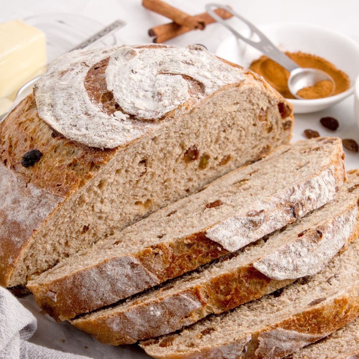 No-knead Cinnamon Raisin Bread