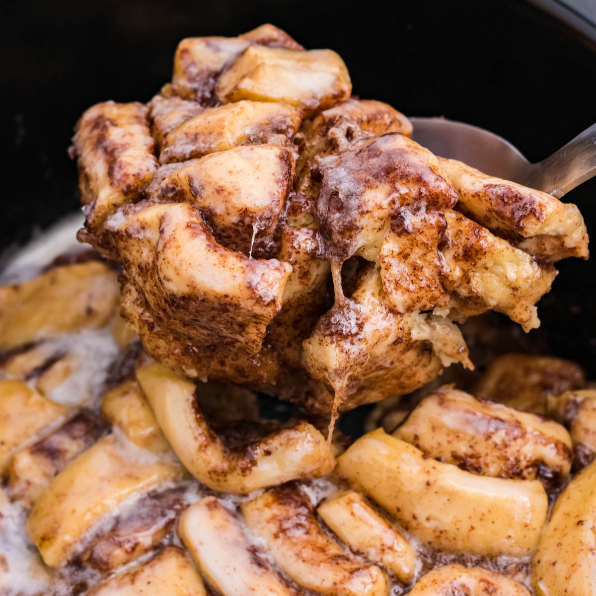 Crock Pot Cinnamon Roll Casserole