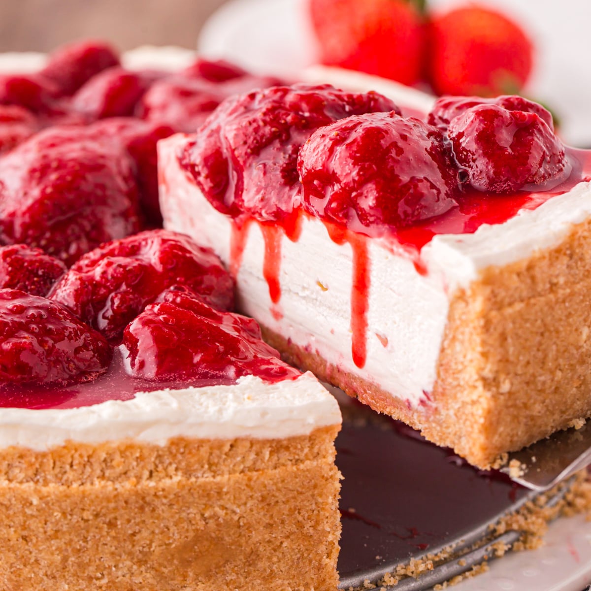 No Bake Strawberry Cheesecake Recipe (Easy & Creamy!)