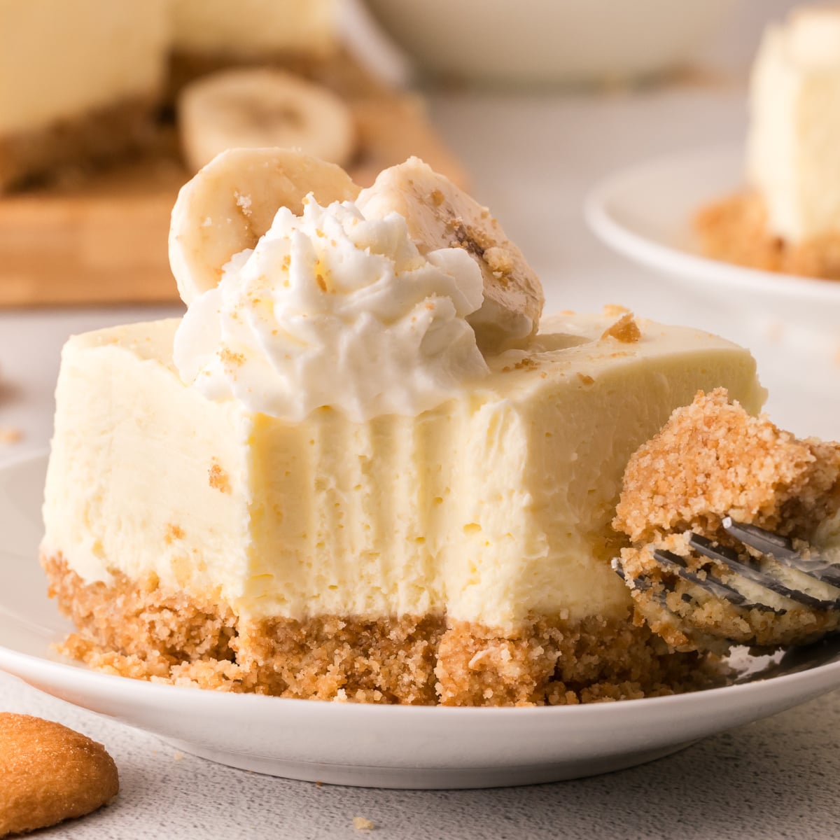 No Bake Banana Pudding Cheesecake Bars (Easy & Creamy!)