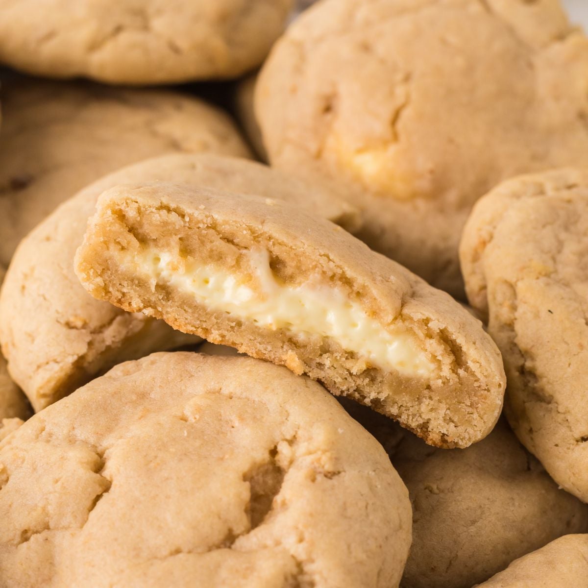 New York Cheesecake Stuffed Cookies (Soft, Thick & Filled with Creamy Cheesecake!)