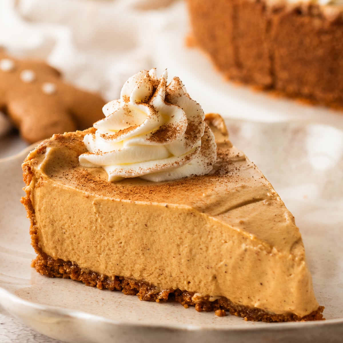 No Bake Gingerbread Cheesecake (Creamy Make-Ahead Christmas Dessert)