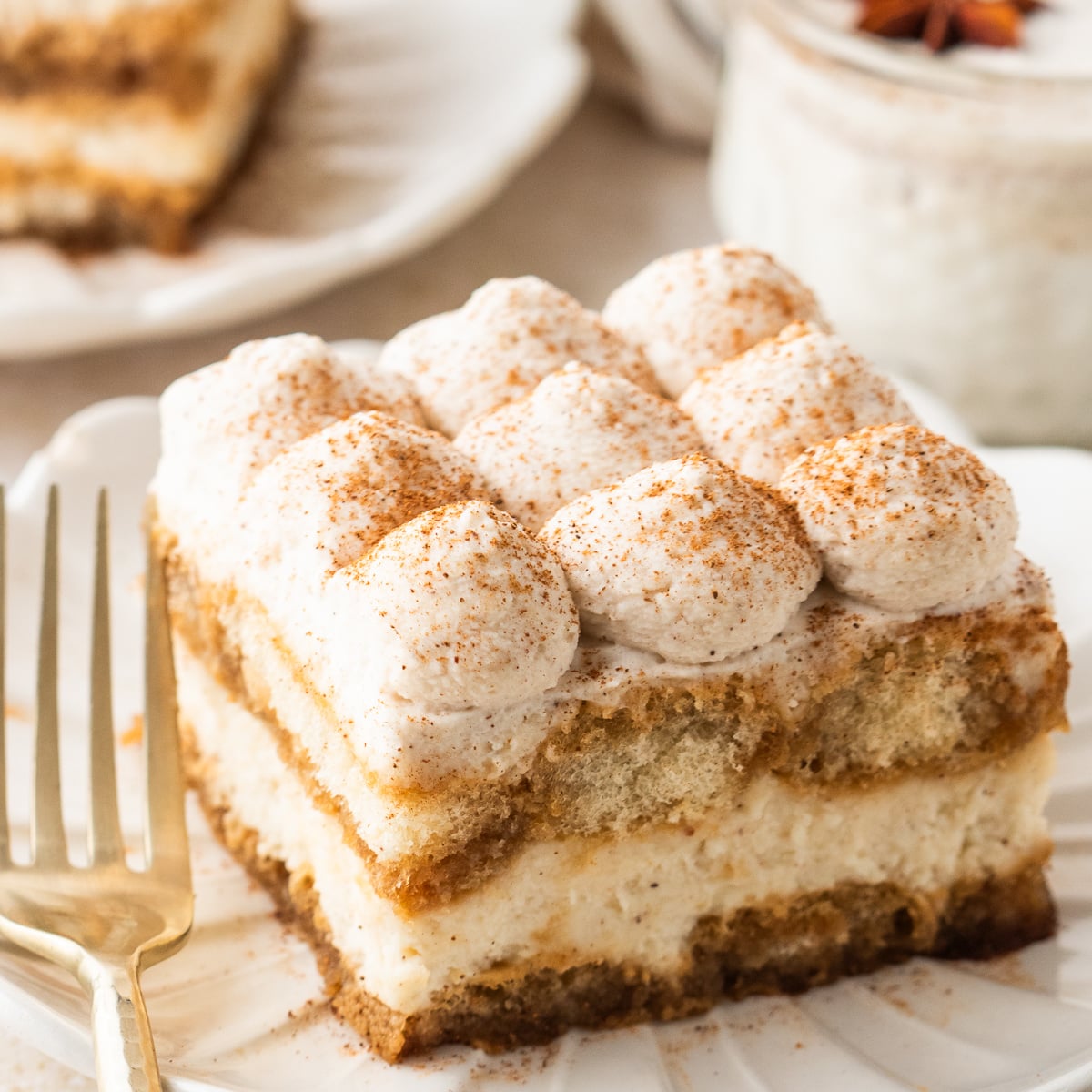 Eggnog Tiramisu (Easy No-Bake Christmas Dessert)
