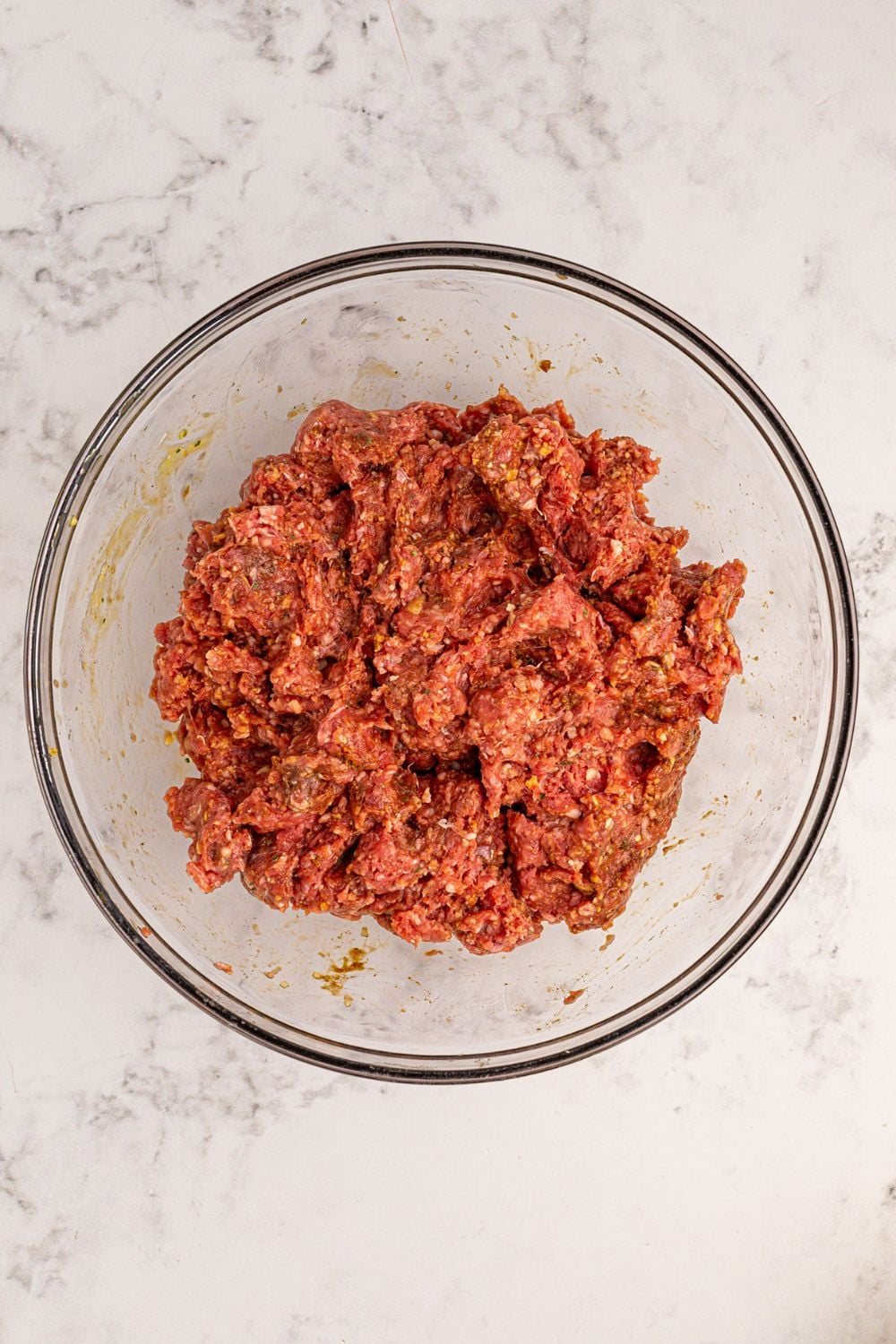 ground beef in a glass bowl on the table
